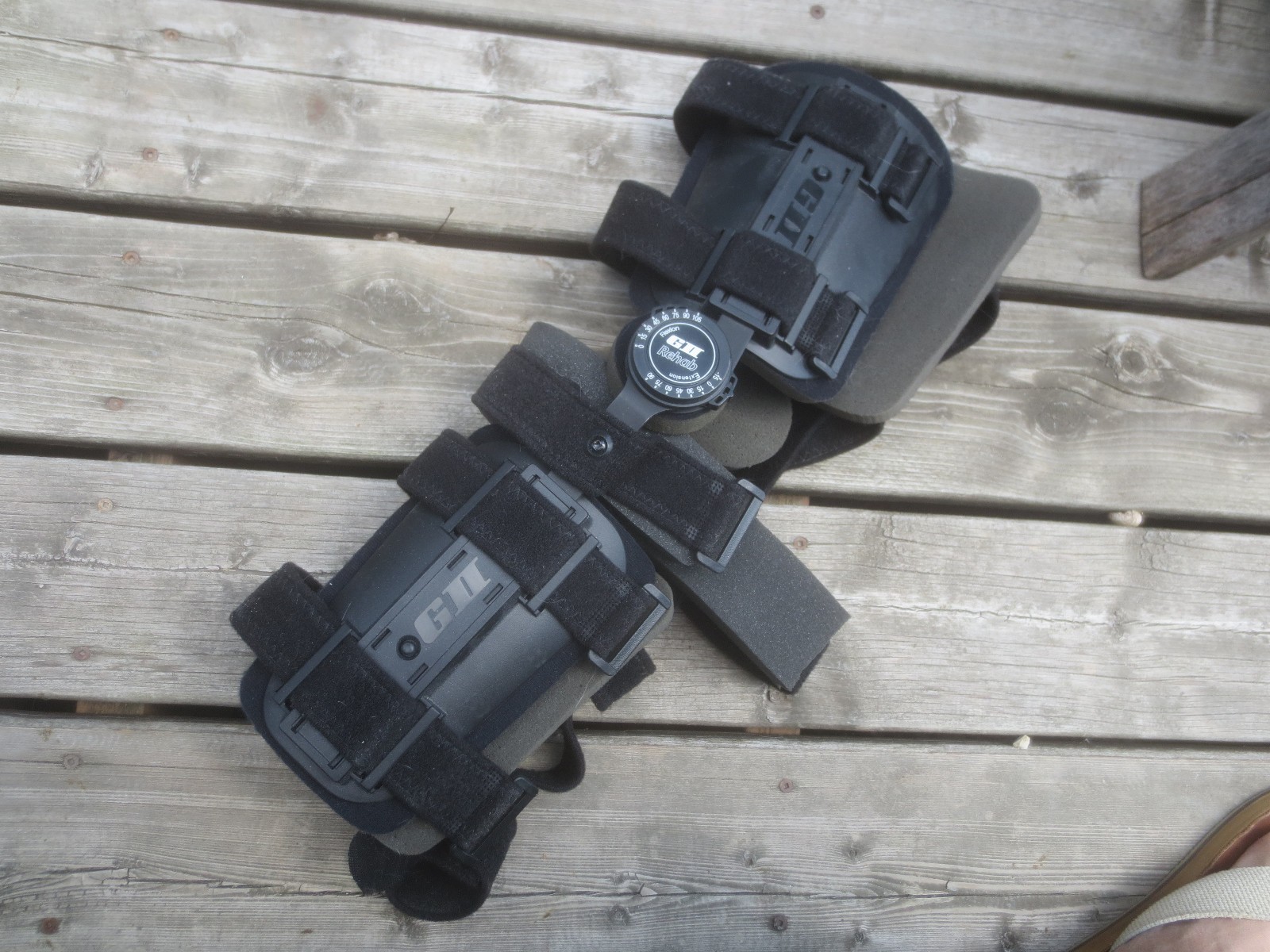 GII Rehab Short Left Knee Brace – Fully Adjustable.