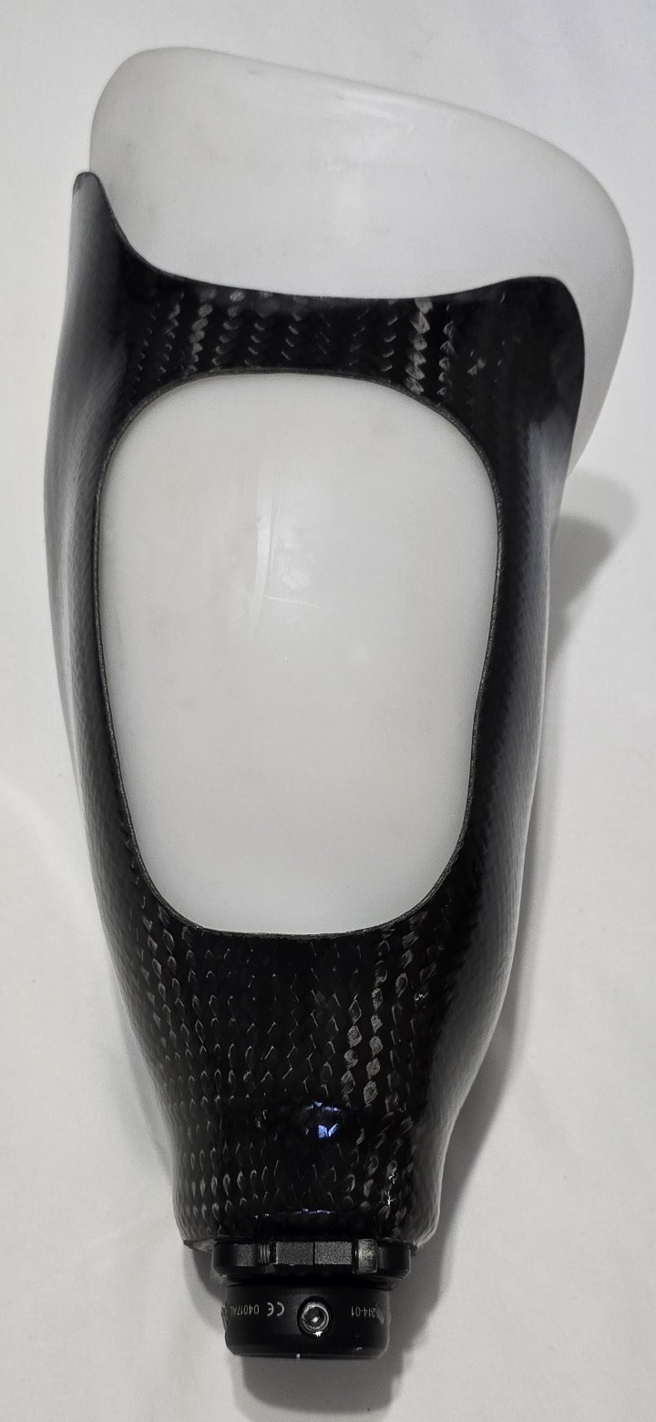 Socket of fiber Carbono In Perfect Condition.
