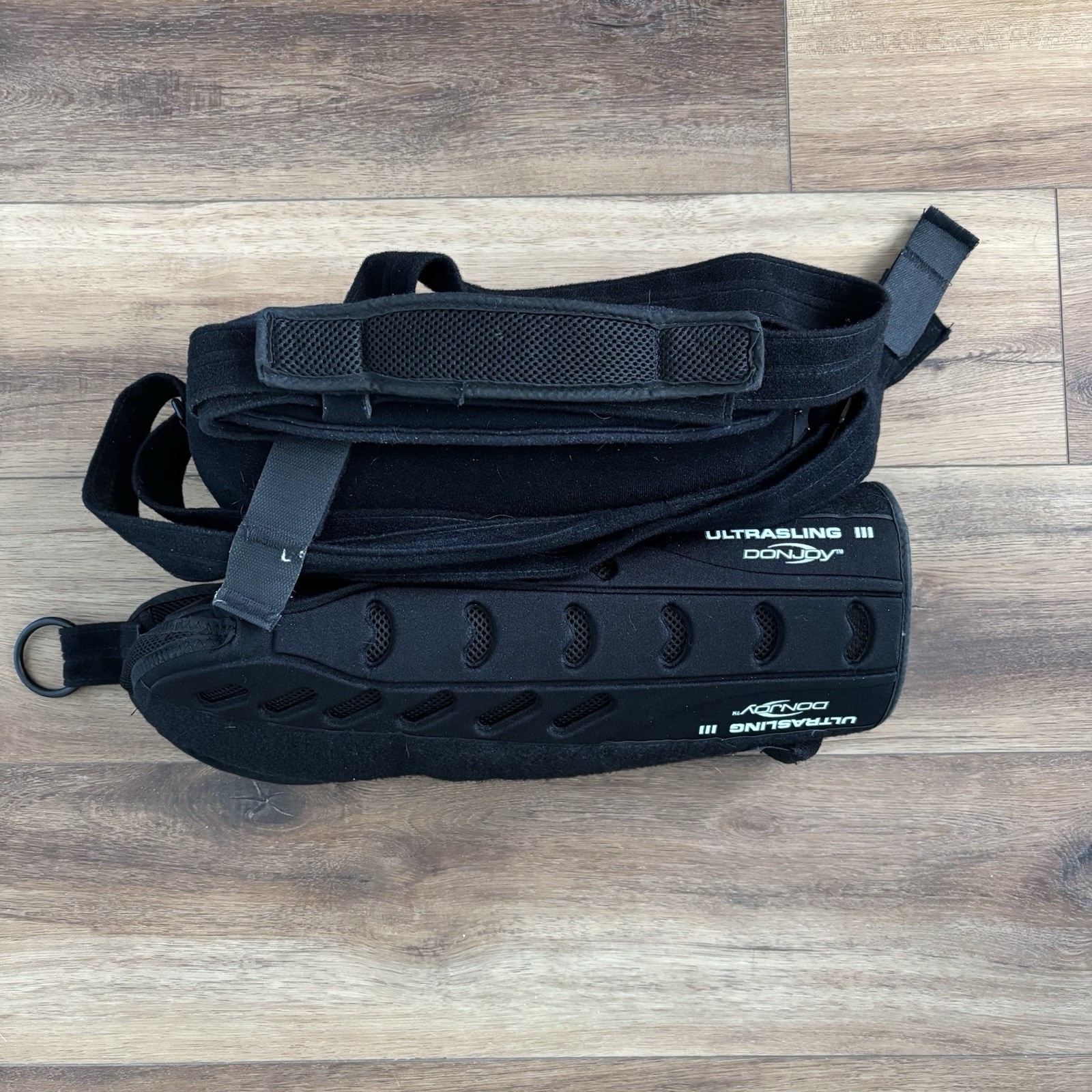 DonJoy UltraSling III Shoulder Immobilizer and Sling Large