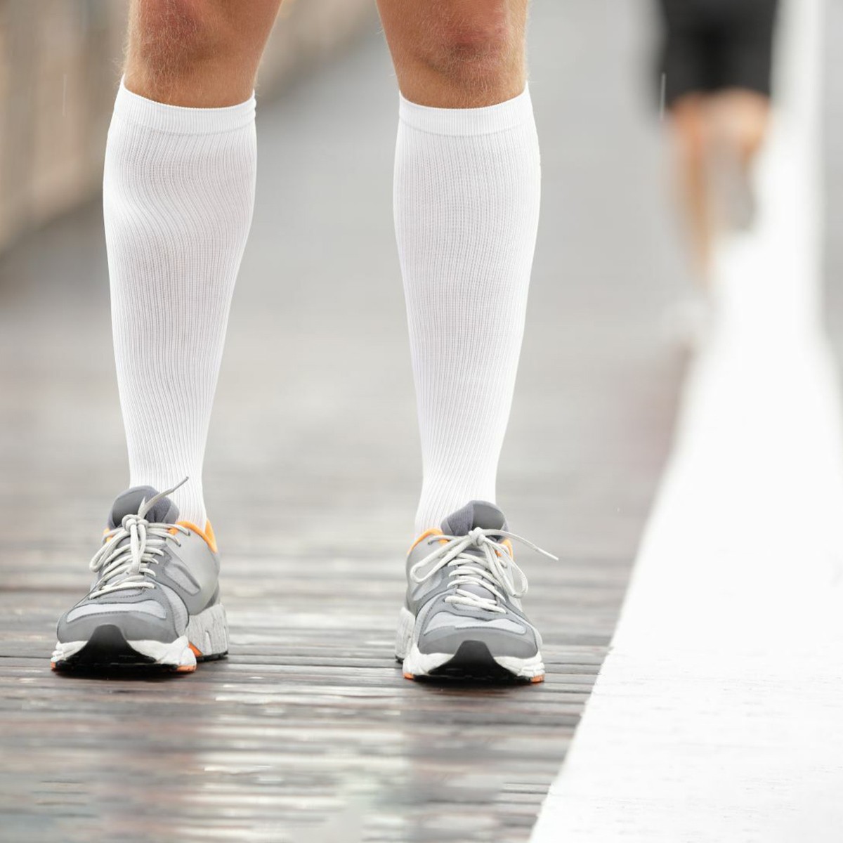 S-XXL White Knee High Compression Socks Women Men Stockings for Sports Recovery