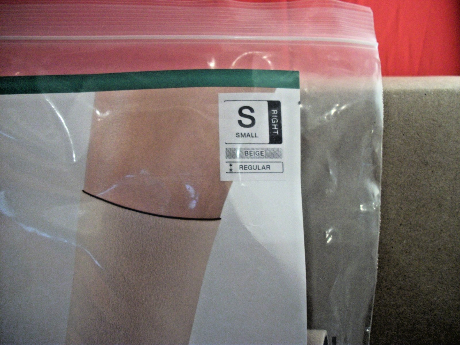 New L&R ReadyWrap Foot Small Beige Adjustable Compression Wrap – Right Foot
