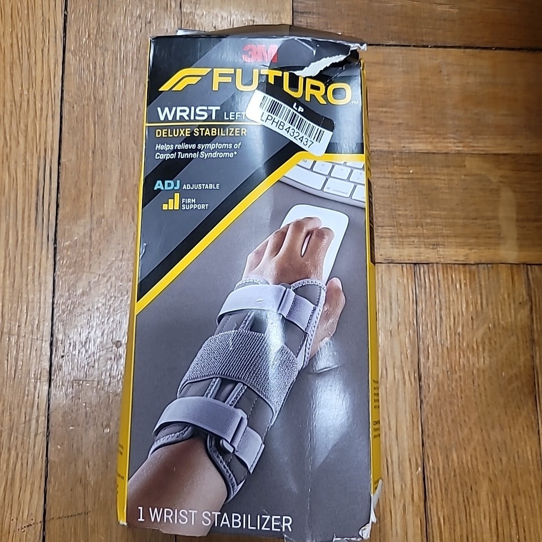 3M Futuro Wrist Deluxe Stabilizer LEFT Hand Adjustable Sizing Firm Support Left