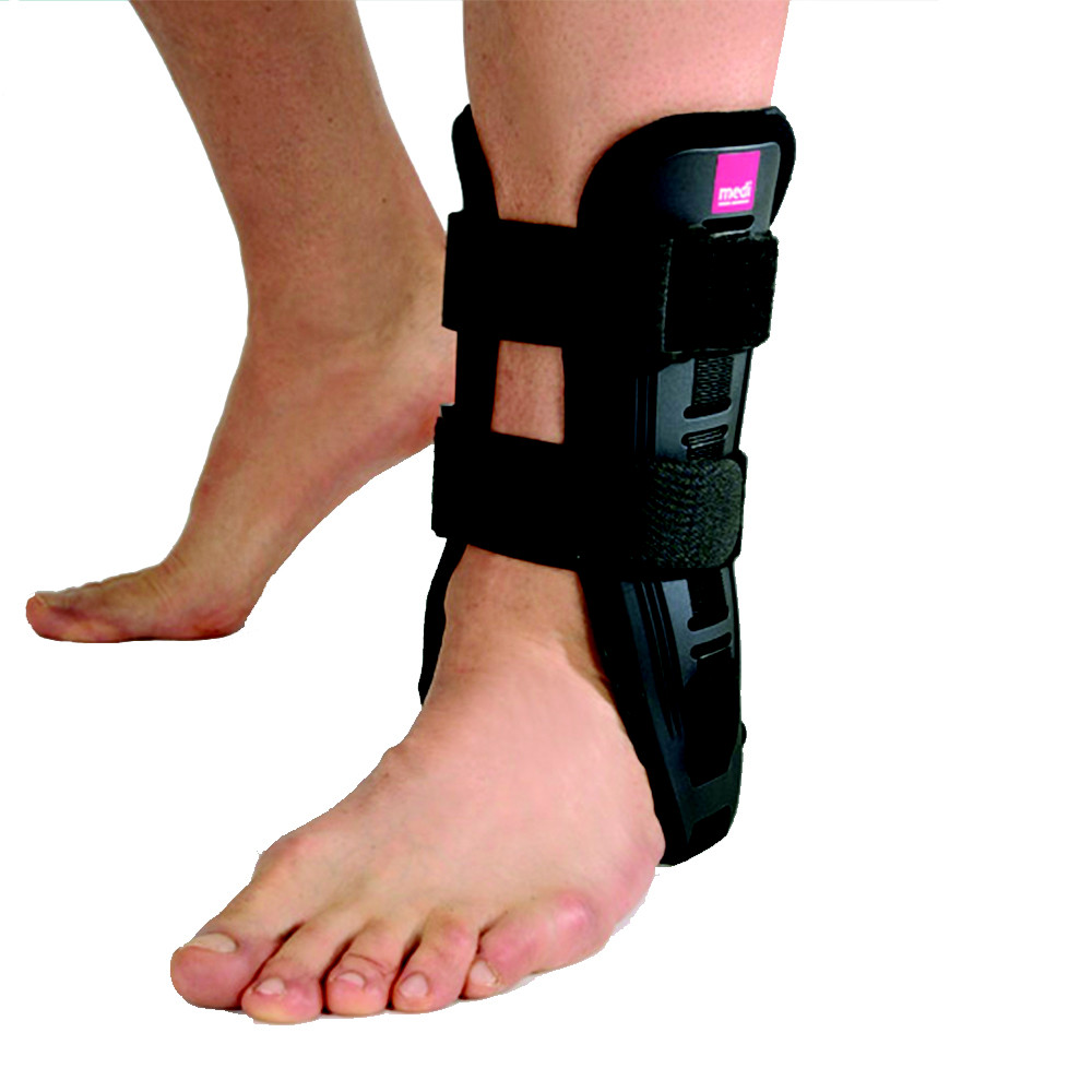 Medium Ankle Brace Bivalve m.step Standard Black