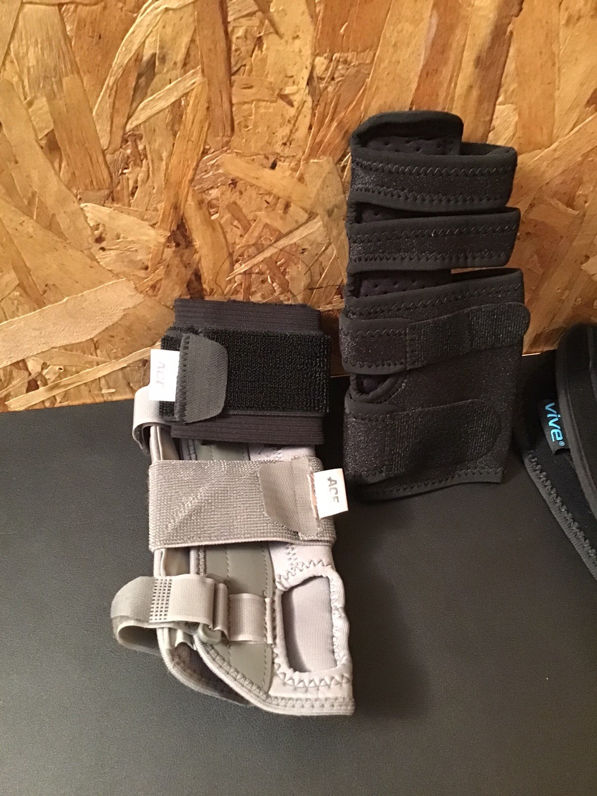 Large Mixed Lot Fashion Fracture Arm Slings 3 Faux Alligator 1 Ita Med NEW