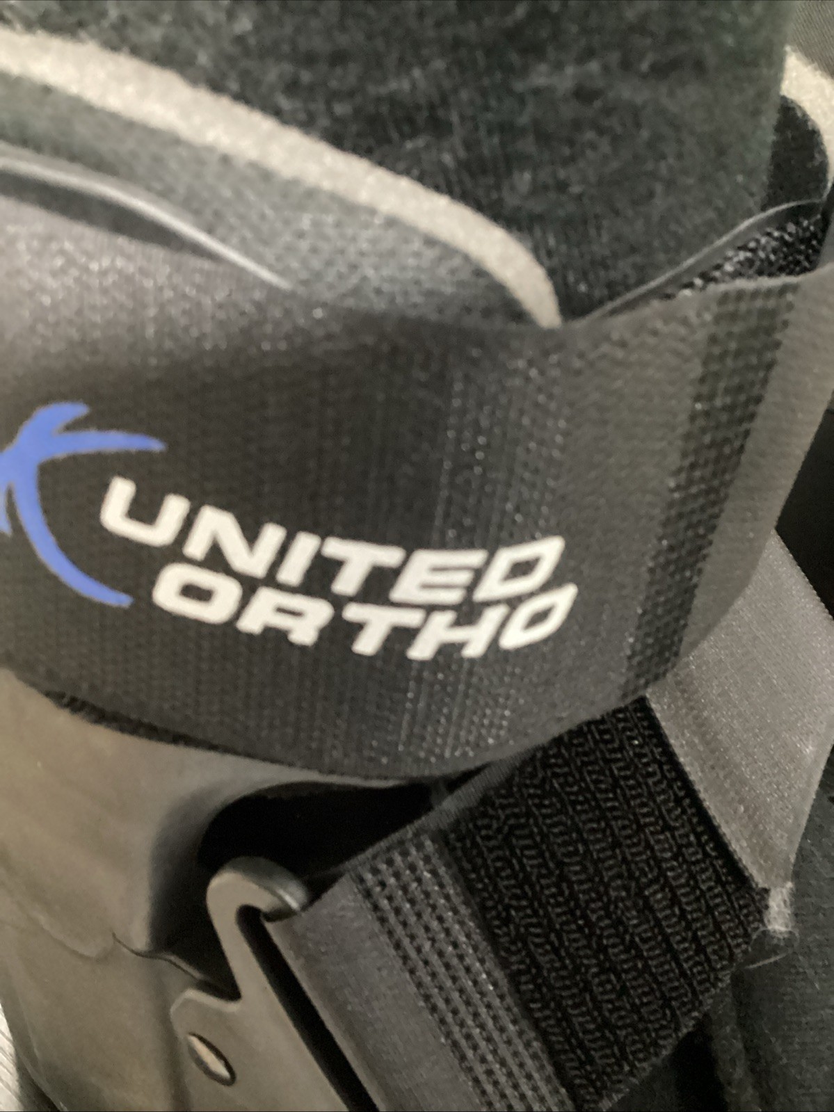 United Ortho Short Cam Walker Fracture Boot MEDIUM Black USED
