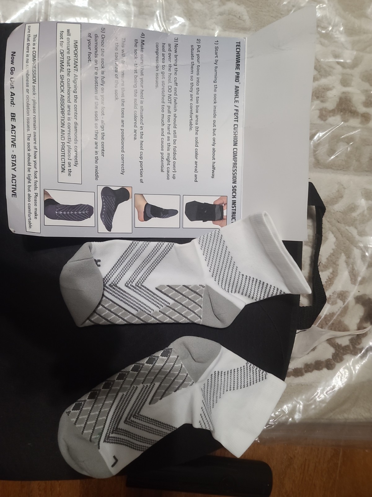 TechWare Pro Compression Ankle/Foot Socks Gray White Size M Be ActiveStay Active