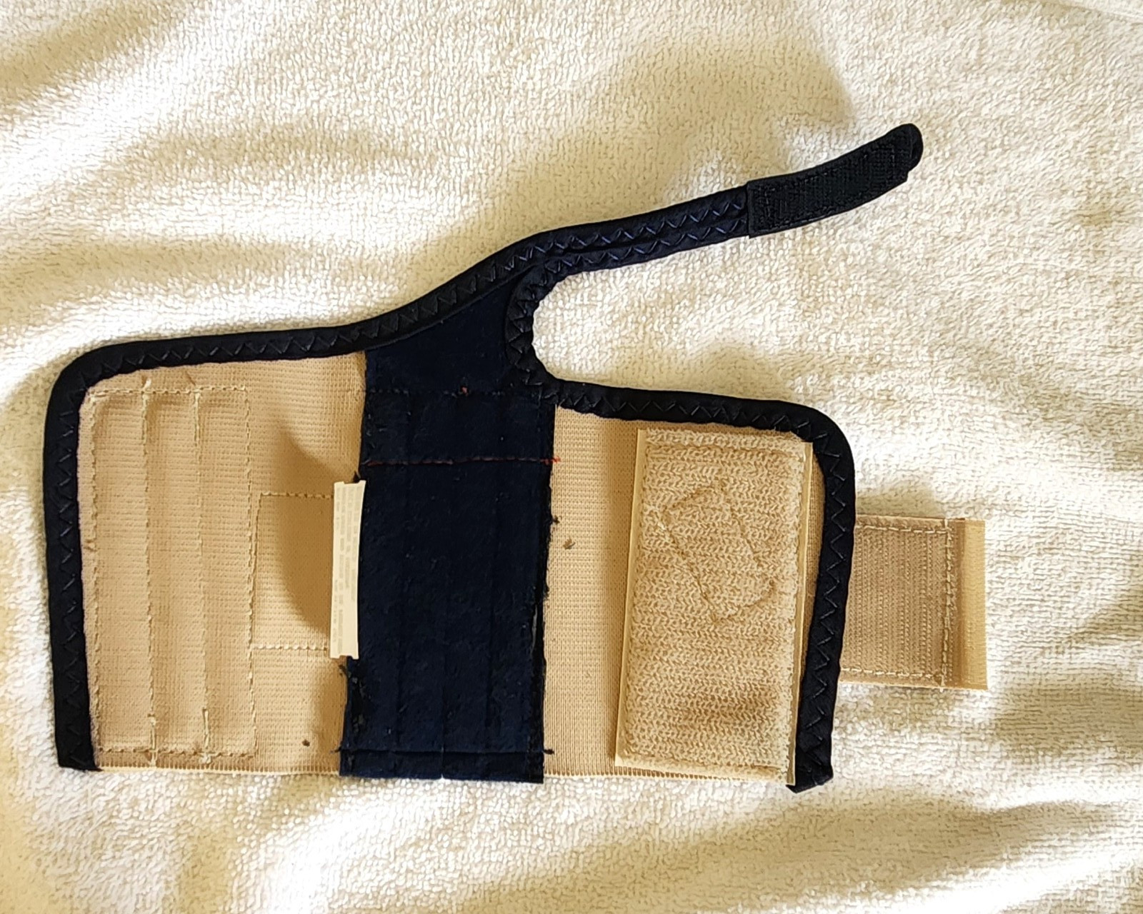 Ergodyne ProFlex Wrist Support XS/S, Left Hand, Tan/Navy, Single Strap (New)