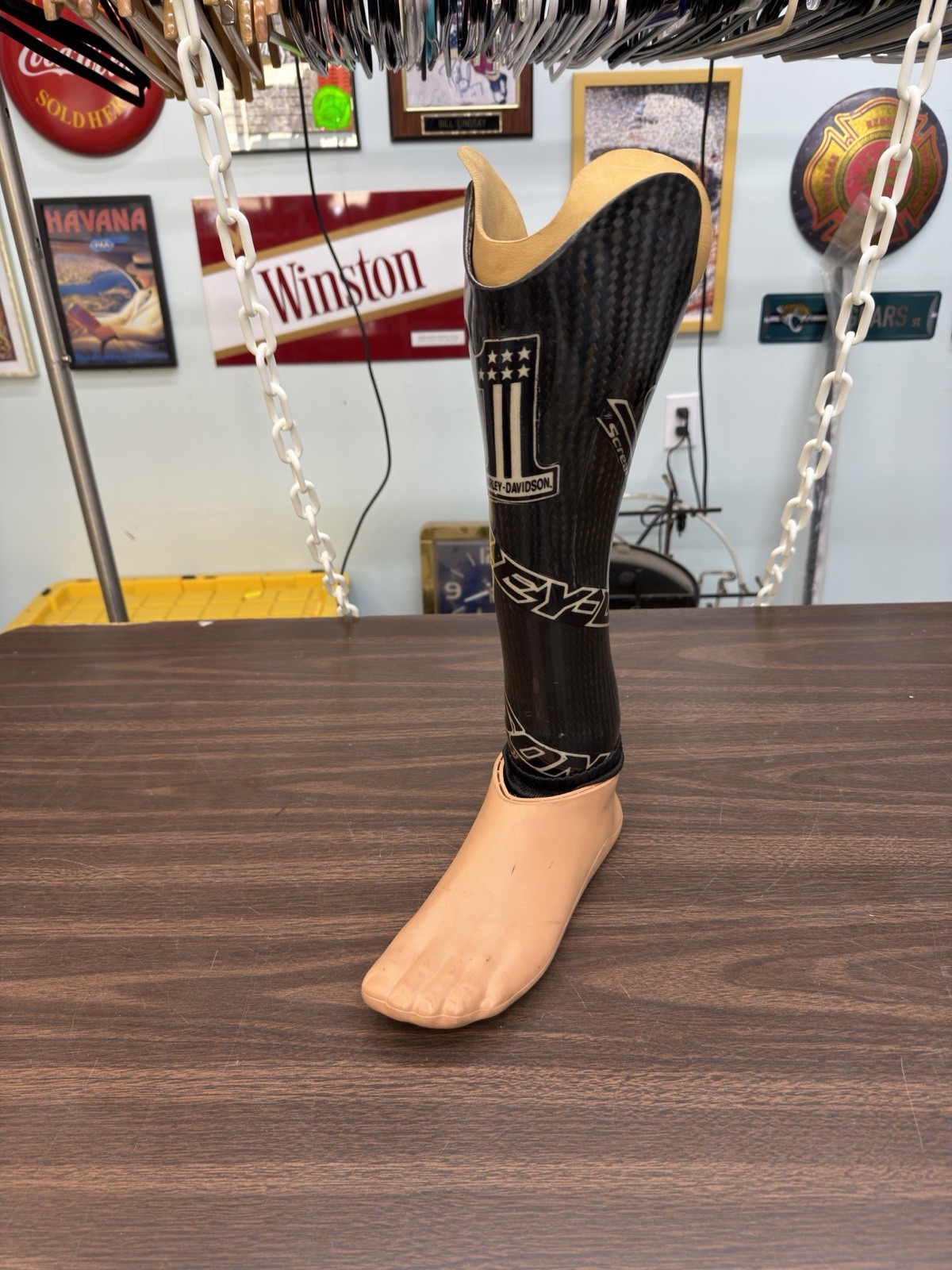 Harley Davidson Screaming Eagle Carbon Fiber Prosthetic Leg Cat 4 Size 25