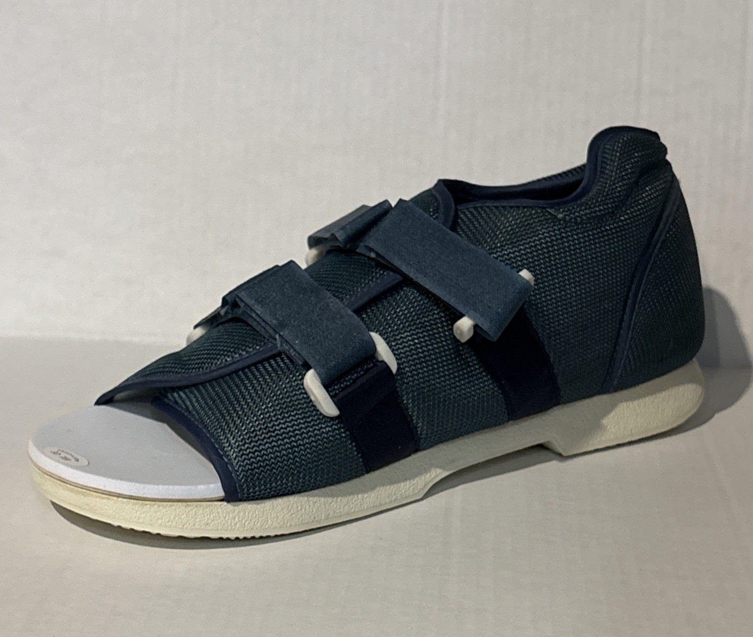 Ossur XL Men Breathable Mesh Top Post-Op Shoe Comfortable Reinforced Heel Counte