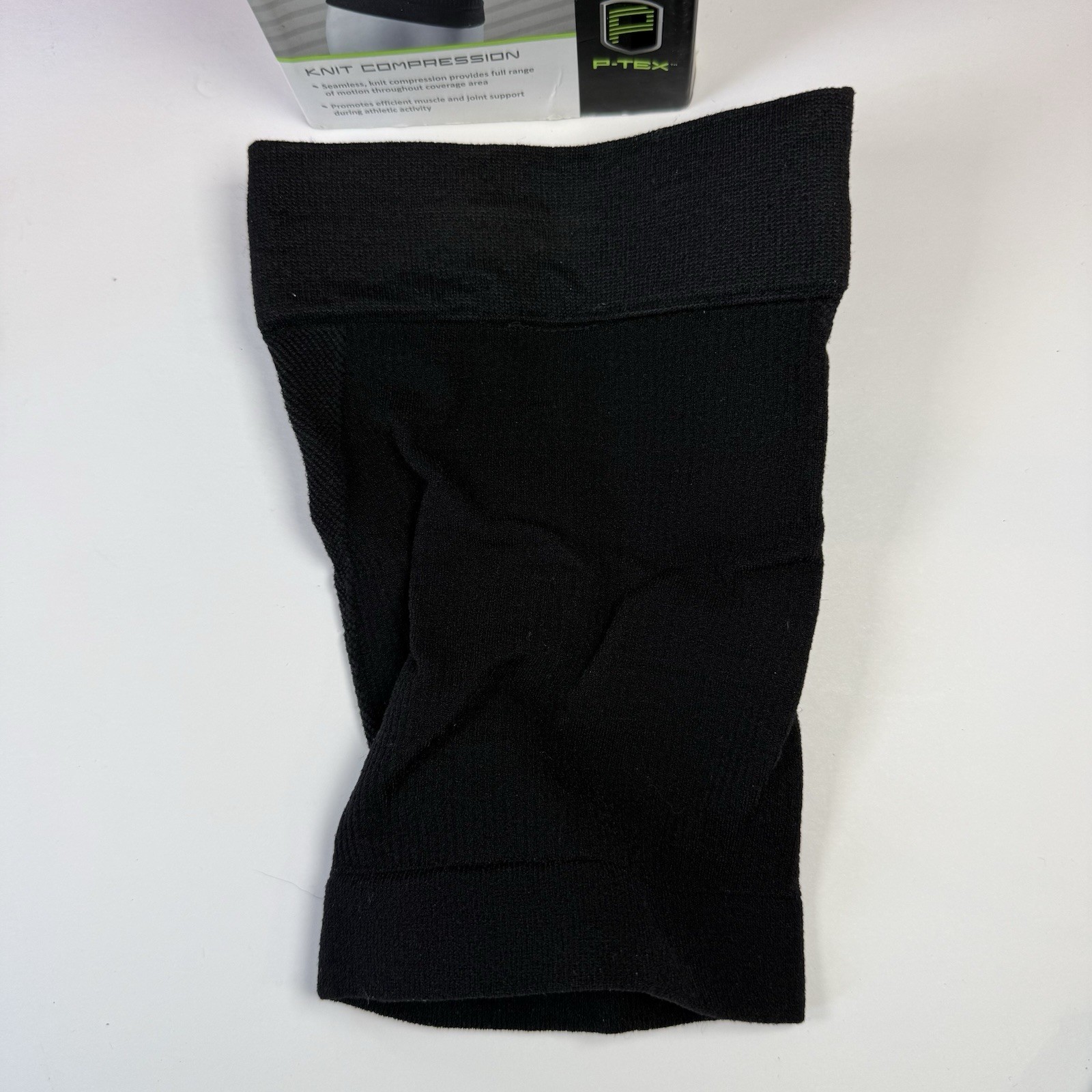 P-TEX Knit Compression Knee Sleeve Medium Black Athletic Support Brace NEW