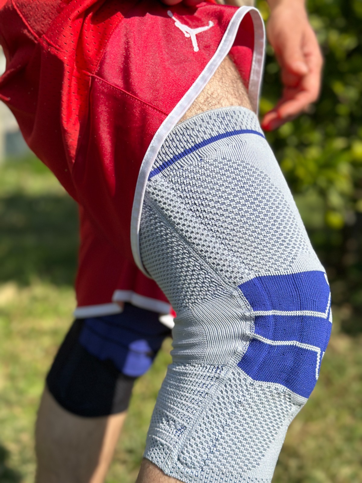 Bauerfeind GenuTrain A3 Size 4 Right Advanced Knee Joint Brace Support Patella