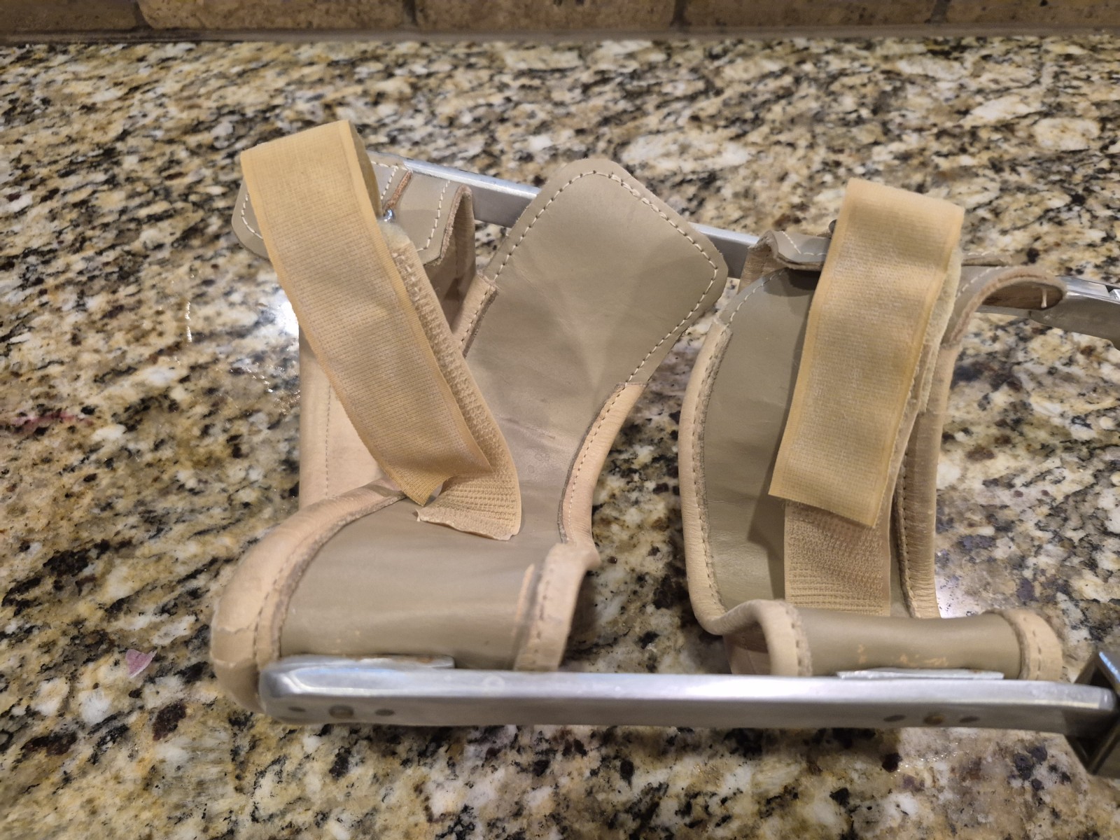 AFO ANKLE FOOT ORTHOSIS BRACE FOR SHOE SEE MEASUREMENTS EPILEPSY FOOT DROP