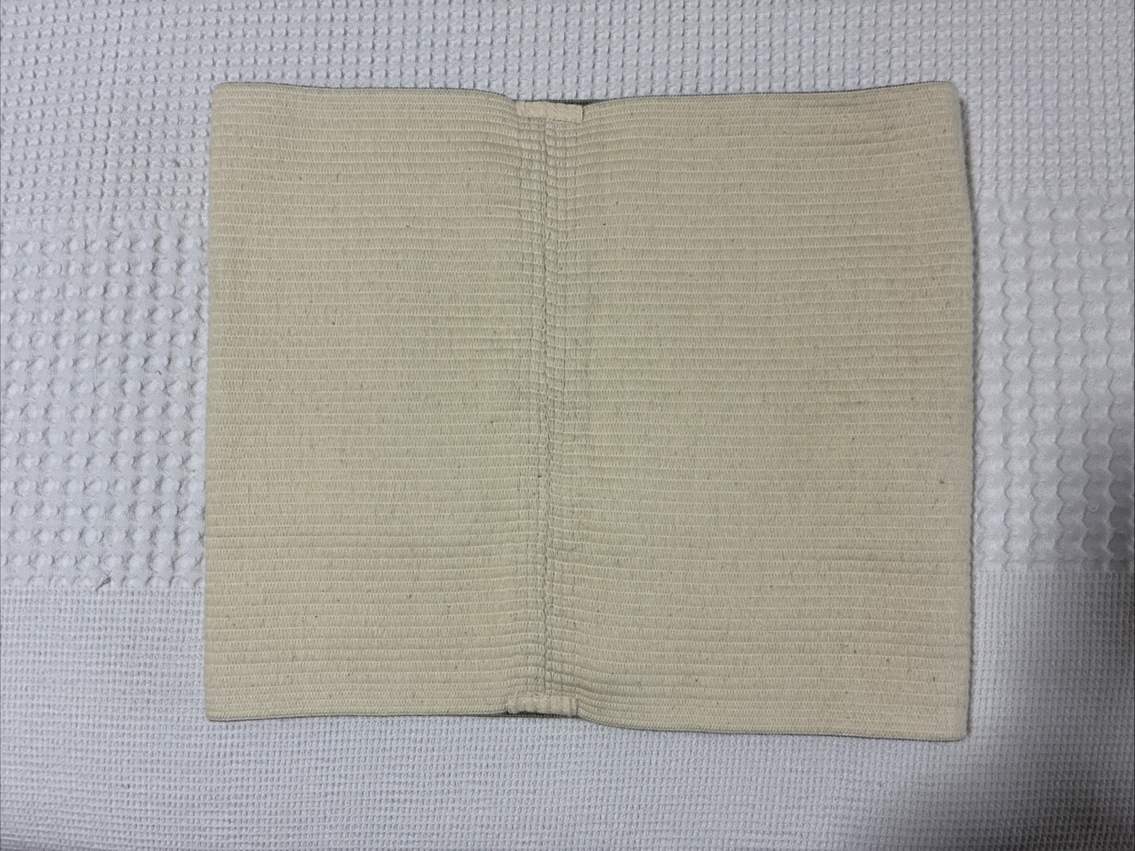 Medical elastic back belt. Wool Warming Supporting Belt Radiculitis