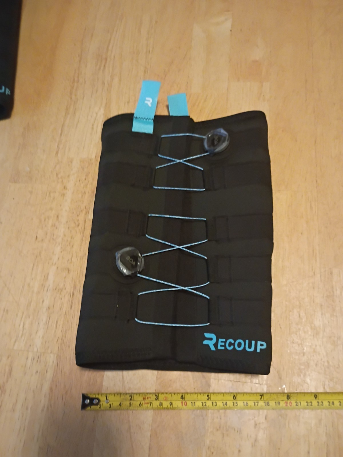 Recoup Boa Recovery Fitness Cryosleeve Ice Cold Compression Sleeve Arms & Legs