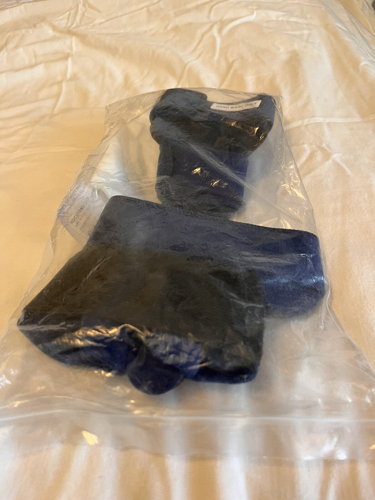 NEW Comfy Splints Separate Finger Hand Orthosis Brace ADULT-Right