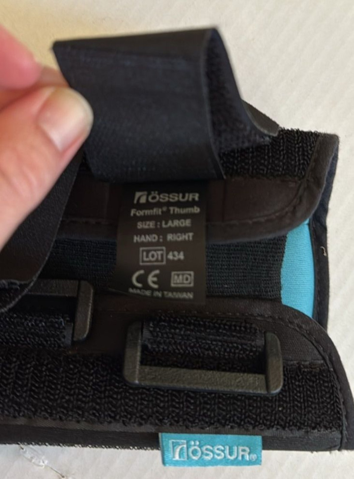 Ossur Formfit Thumb Brace Large Right Black Blue Brand New Never Used