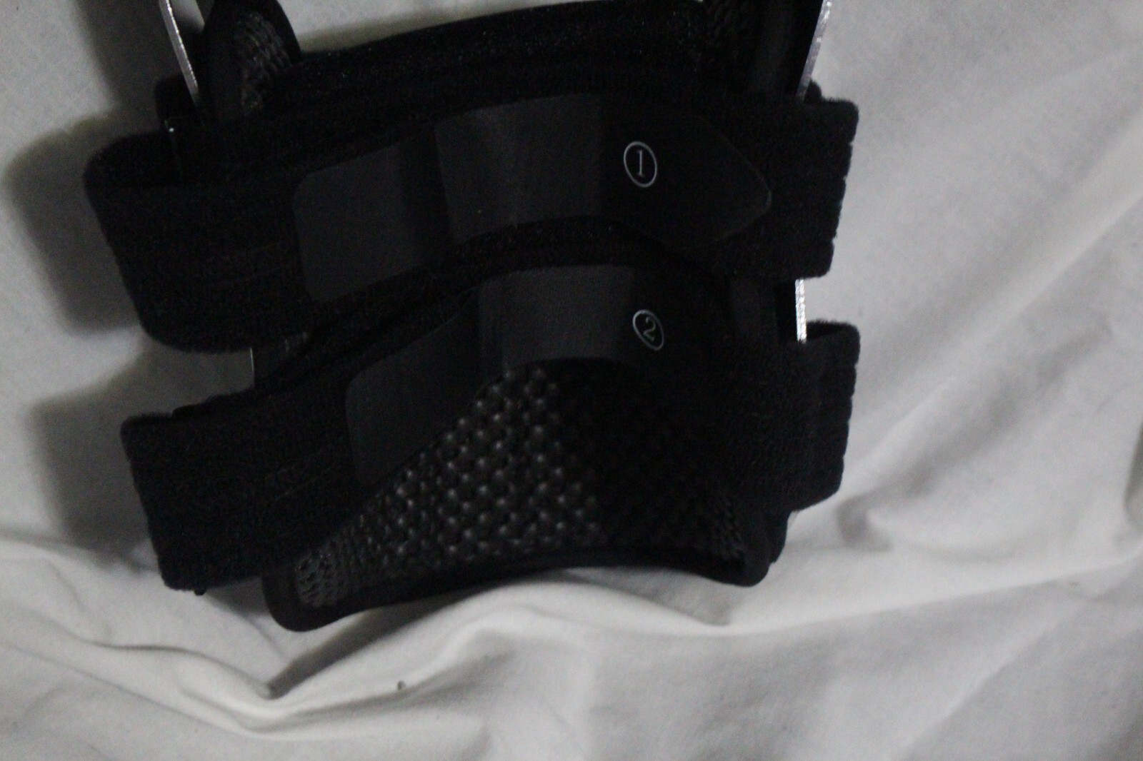 Unite Medical Hinged ROM Sports Knee Brace for ACL Meniscus Medium Right NIP