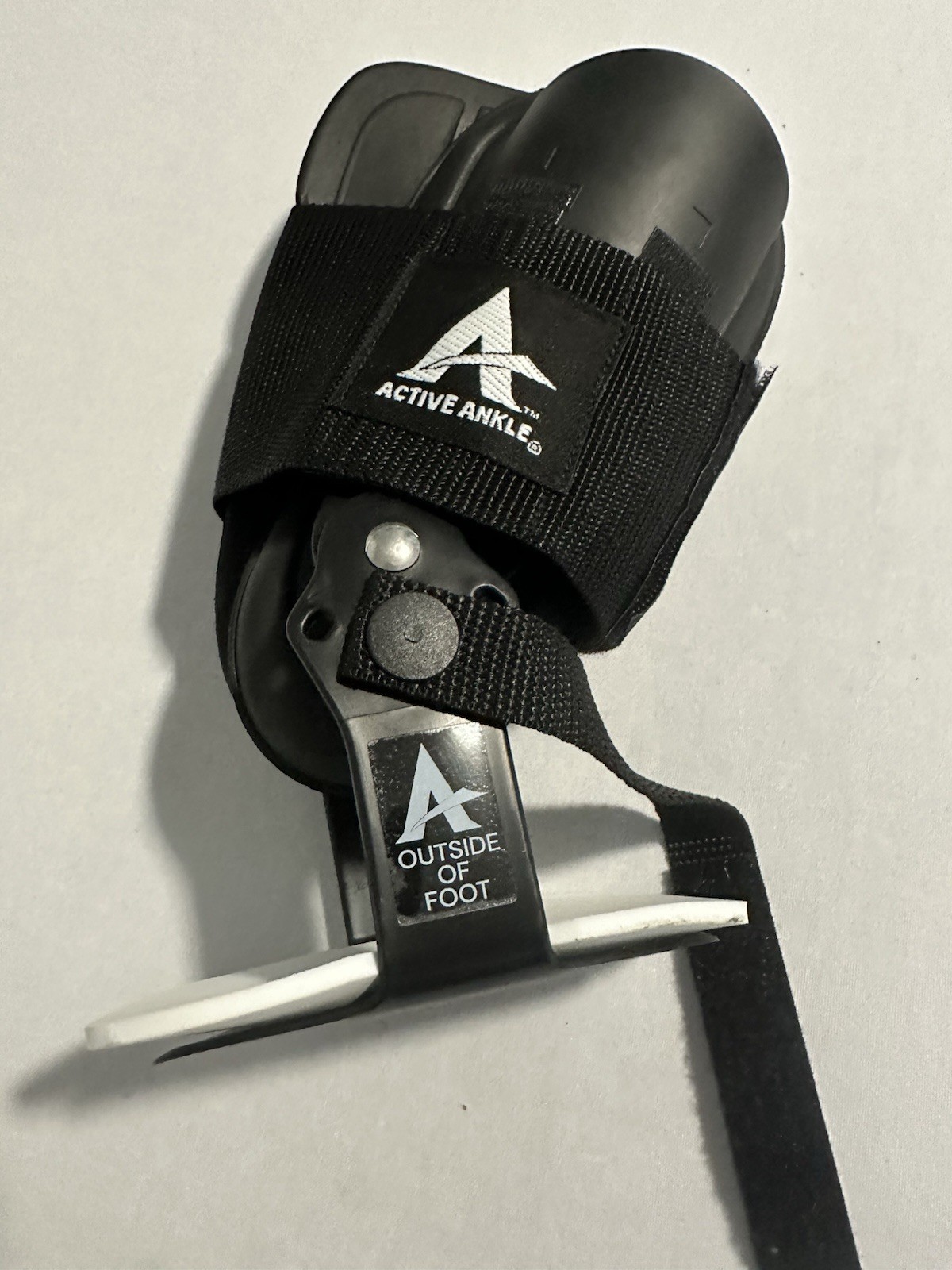 Active Ankle T2 Rigid Multi-Sport Ankle Brace -medium- Black No Box. L