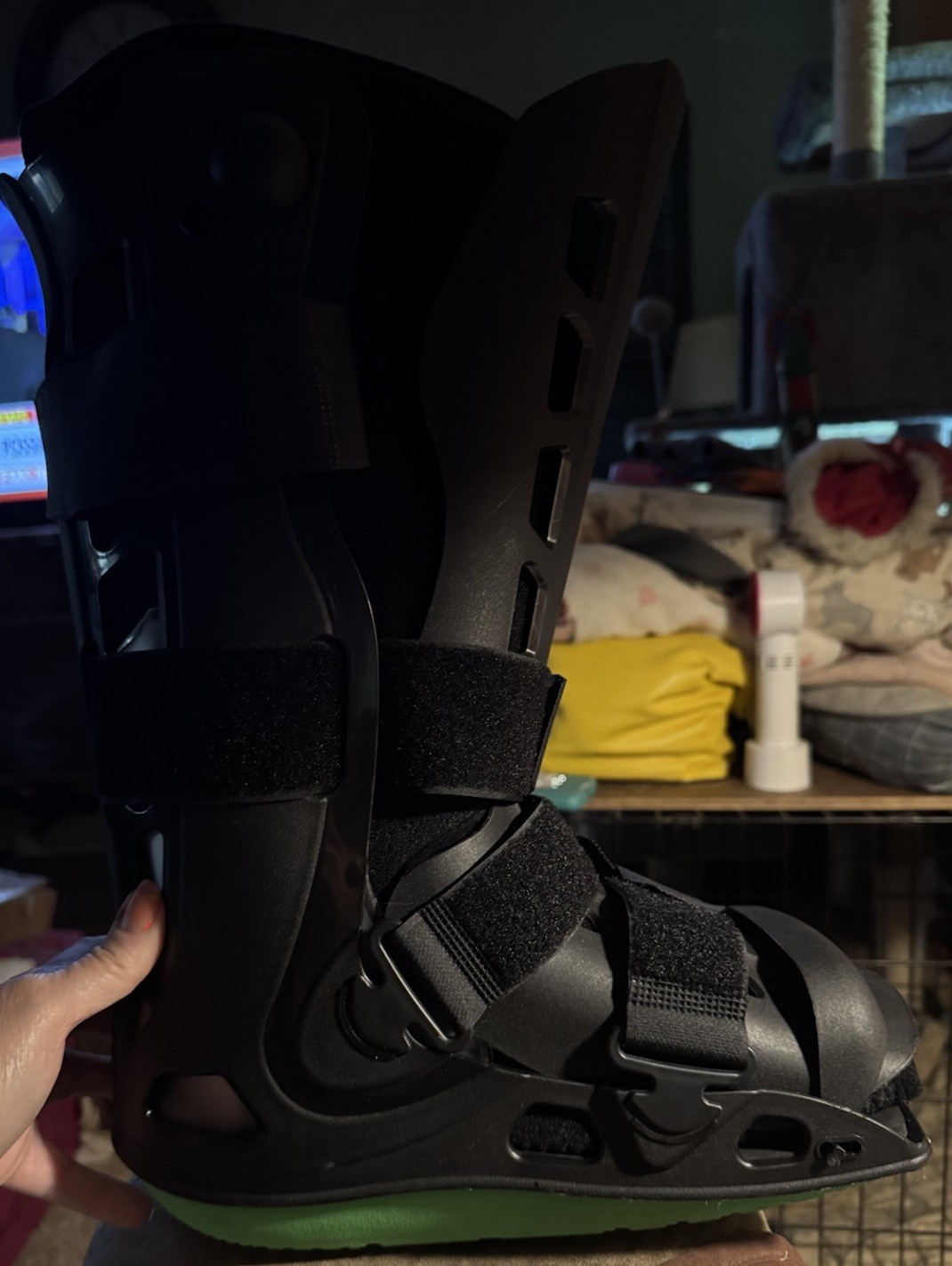 Nenca Air Cast, Walker Boot, Size Medium Extra Padding For Inside