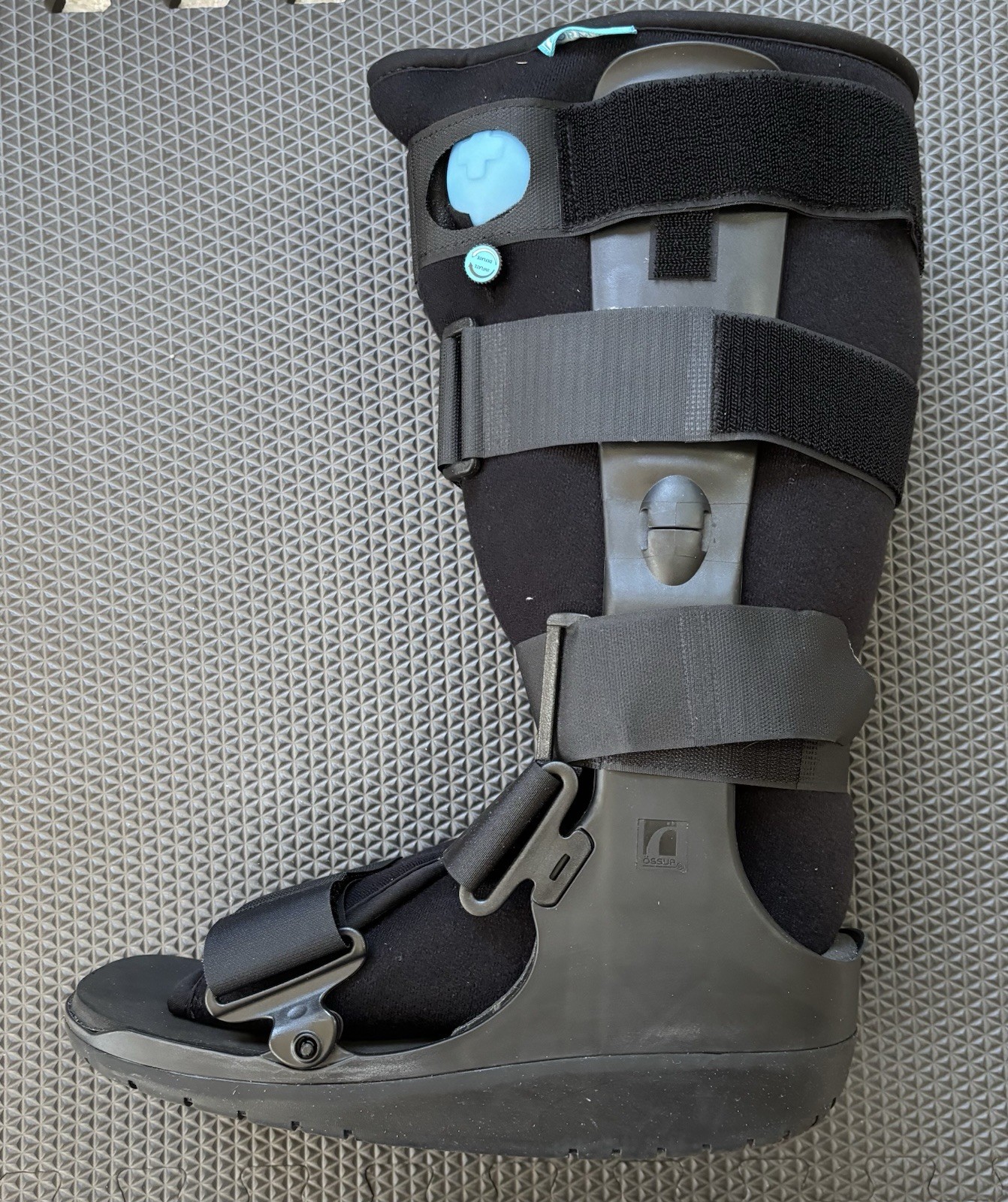 Össur Formfit Tracker Air Walker Boot Size Large Pneumatic Cam Walking Splint