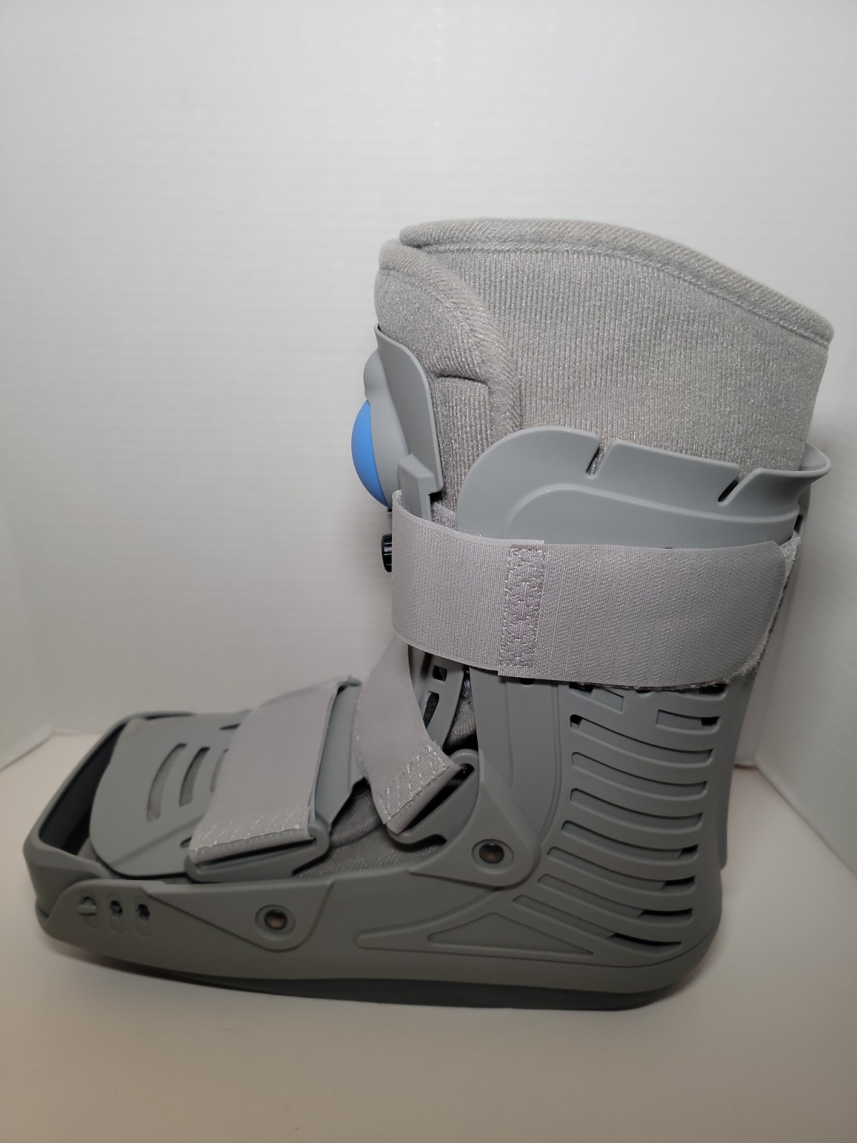 United Ortho 360 Air Walker Ankle Fracture Boot Large Grey 161117 Gray