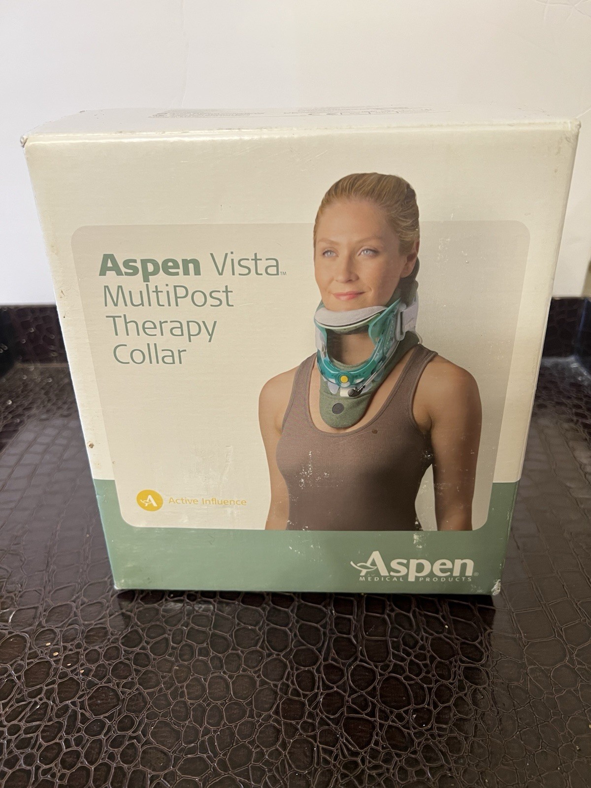 Aspen Vista Multipost Therapy Collar Cervical Neck Brace Support w/ Box 984250