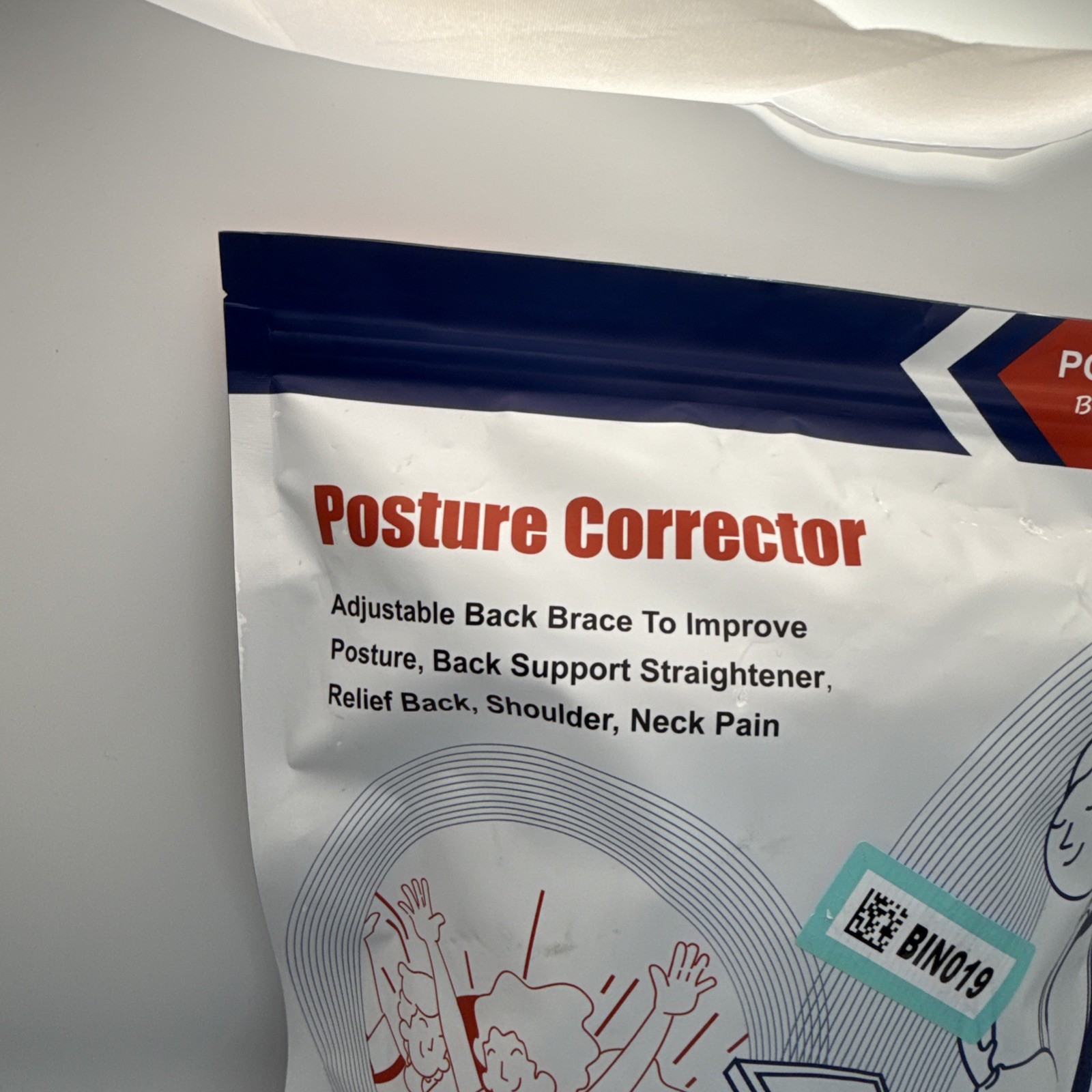 VOKOKOYA Adjustable Posture Corrector for Women and Men, Back Support Brace
