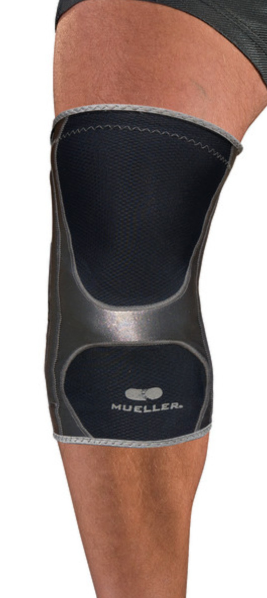 Mueller Sports Medicine Hg80 Knee Support, Black