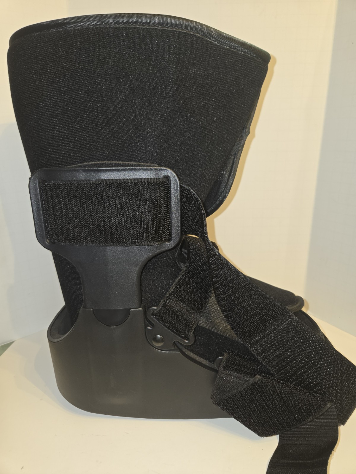 CoreTech 360 Walker Short, Inflatable Walking Boot-Foot/Ankle Support Brace, MED