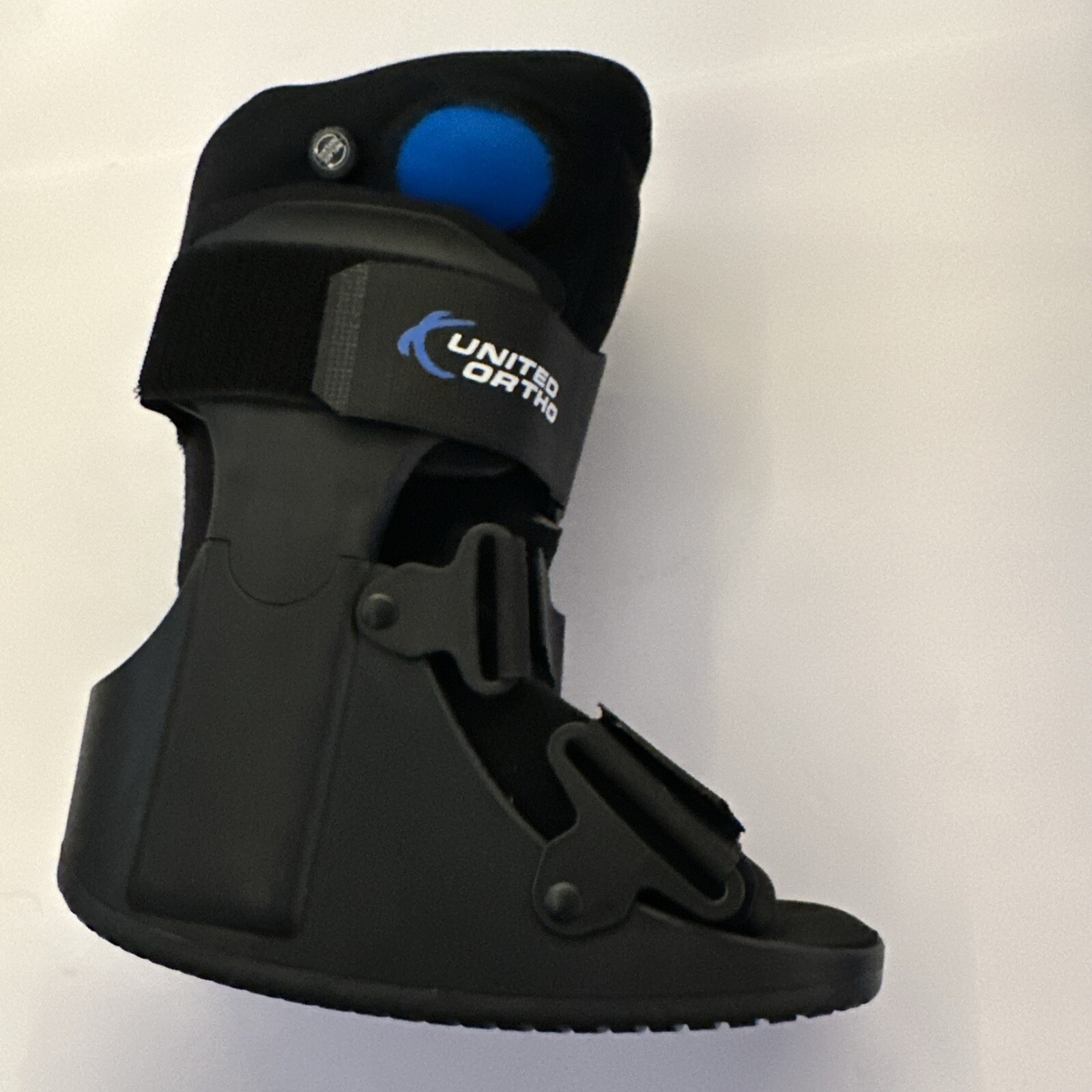 United Ortho USA14115 Walker Fracture Boot XSmall Black XS