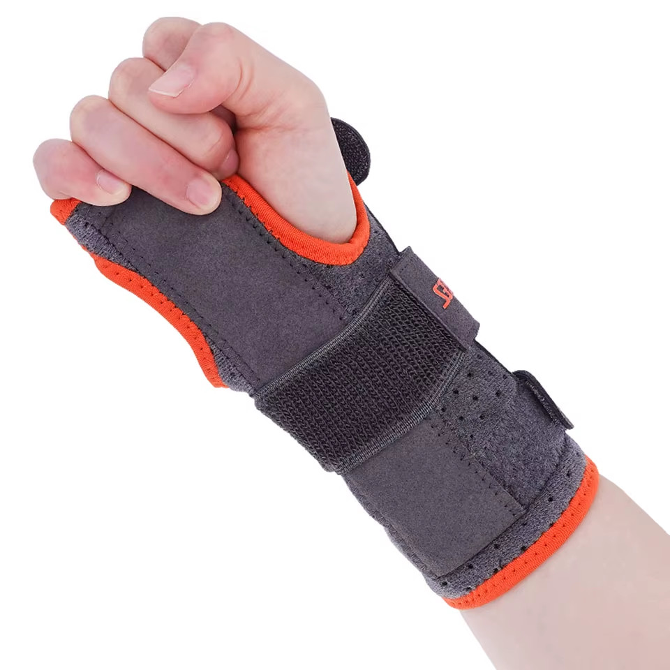 1PCS New Wrist Brace Carpal Tunnel for Women Men, Adjustable Night Sleep Support