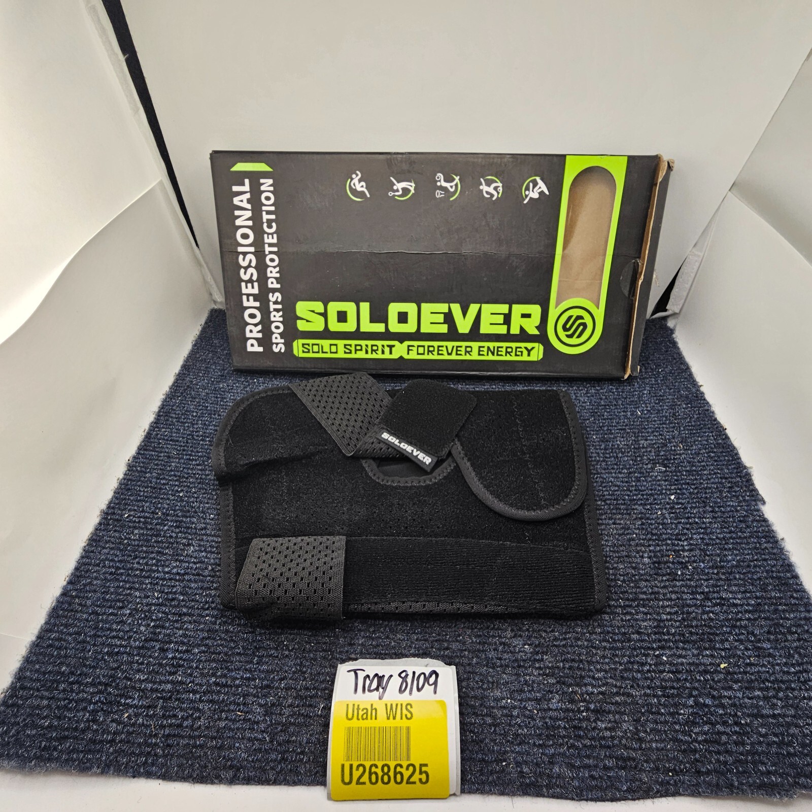 Soloever Knee Brace with Side Stabilizers for Women and Men Large
