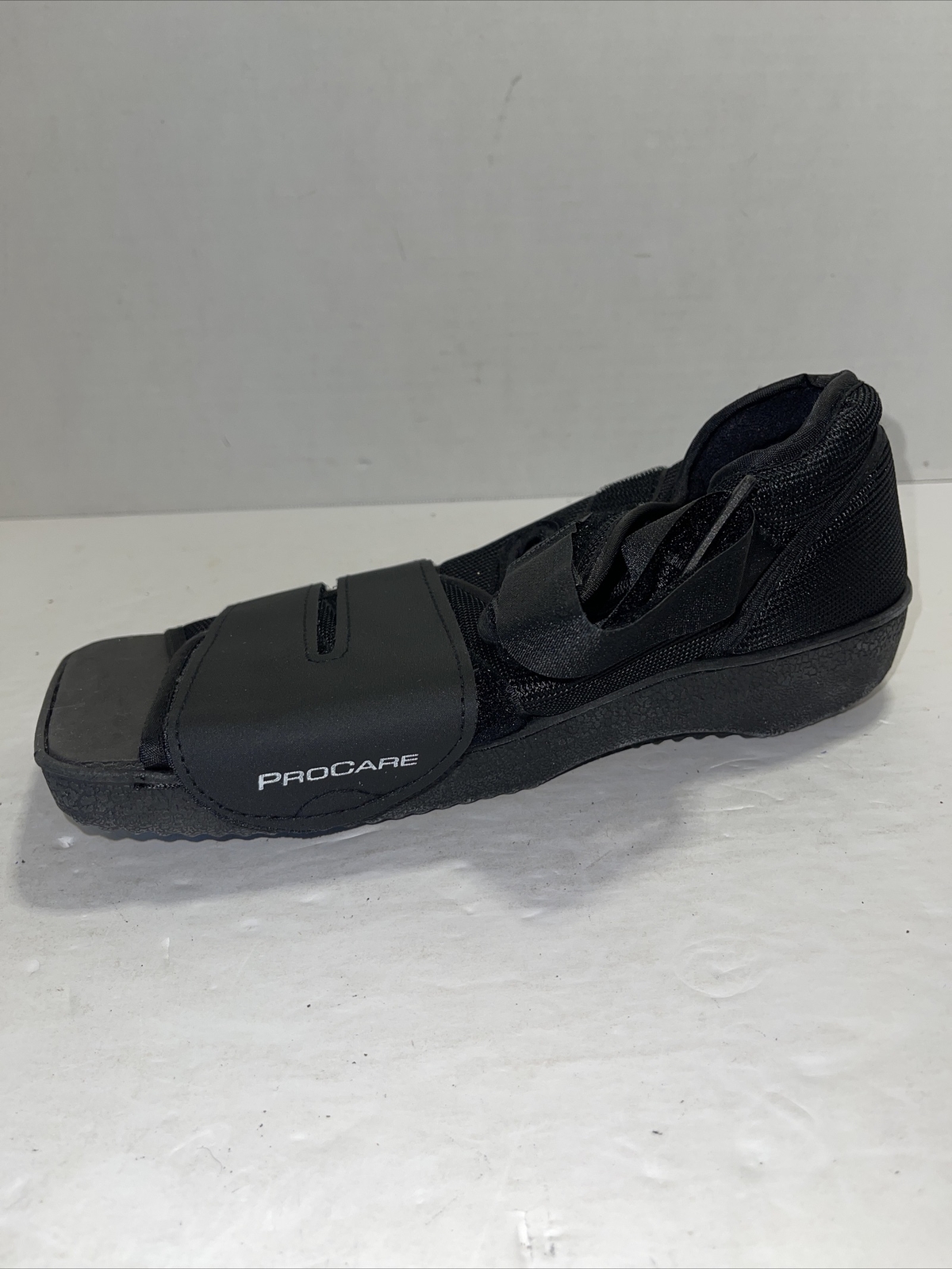 ProCare Squared Toe Post-Op Shoe Size: MEDIUM NOB