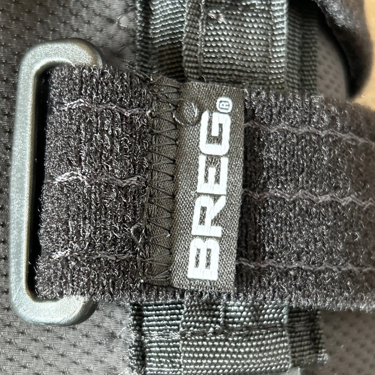 Breg Runner Knee Brace Crossrunner Wrap Medium Universal Right or Left Fast Ship