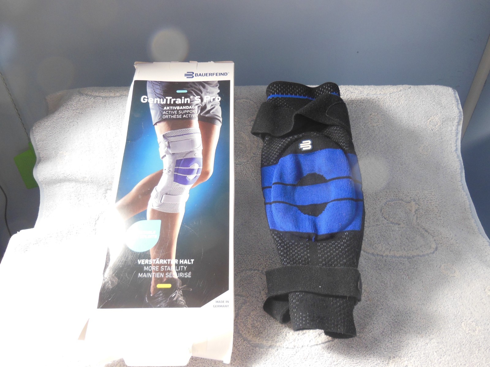 Bauerfeind GenuTrain S Pro Size 3 Left Knee Joint Brace Patella Support Sleeve