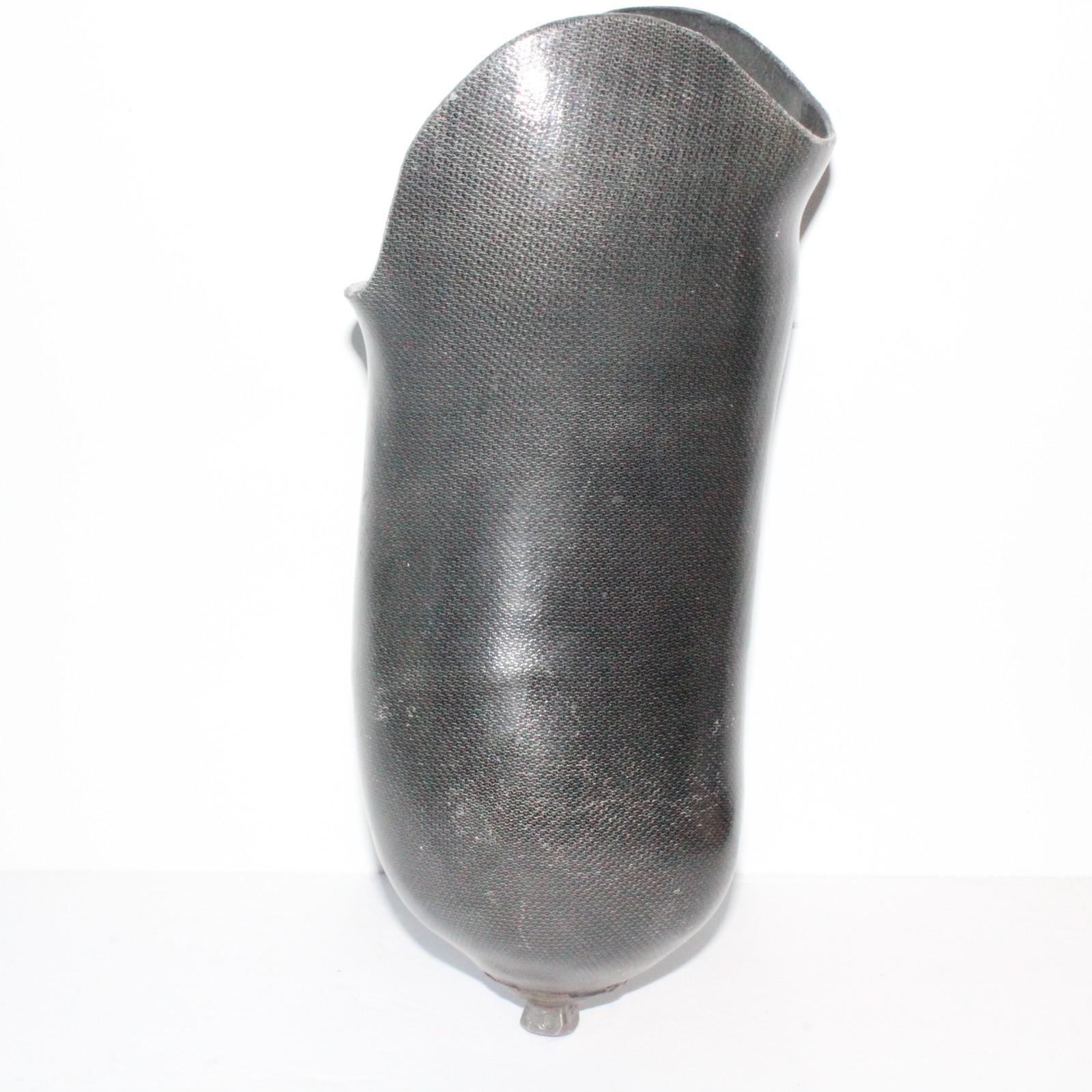 CLEAN BELOW-KNEE PROSTHETIC LEFT SOCKET w/ OTTOBOCK DISTAL ANCHOR BASE