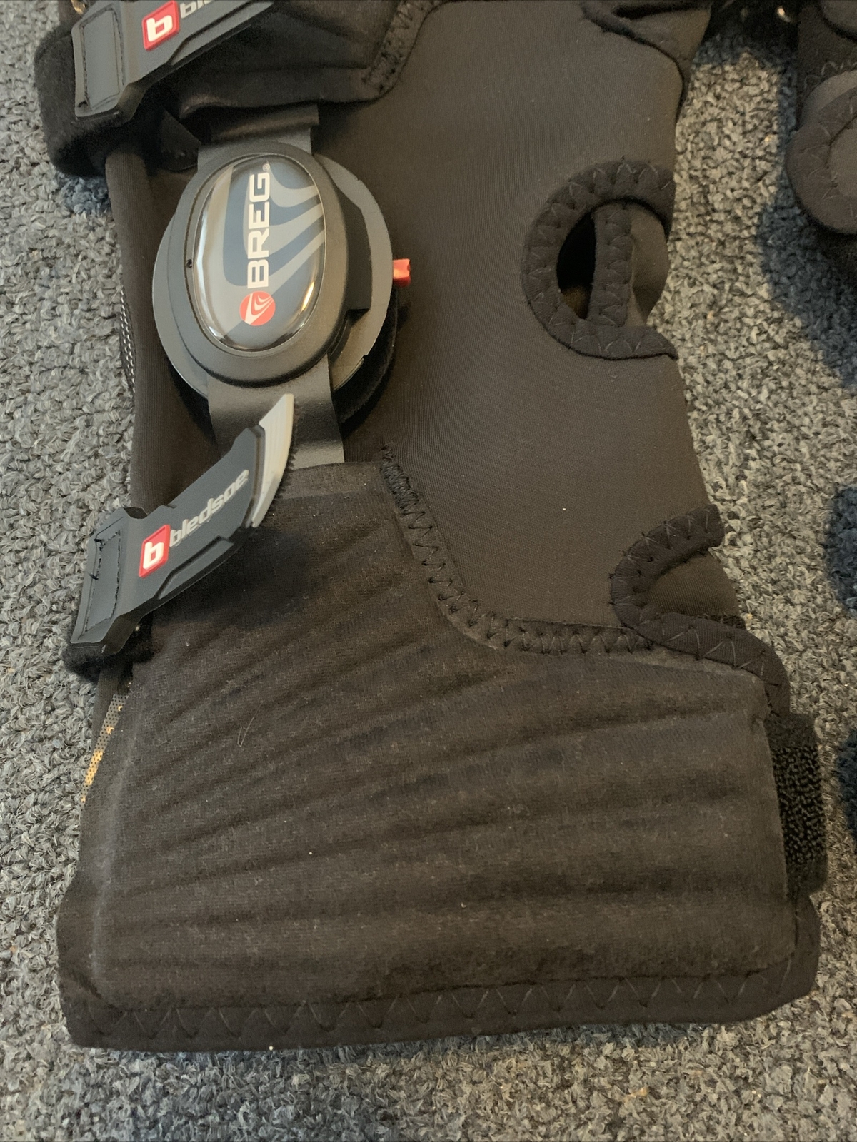 Set Of 2 Breg OA Impulse Pull Medial Knee Braces – Left And Right – Size Large