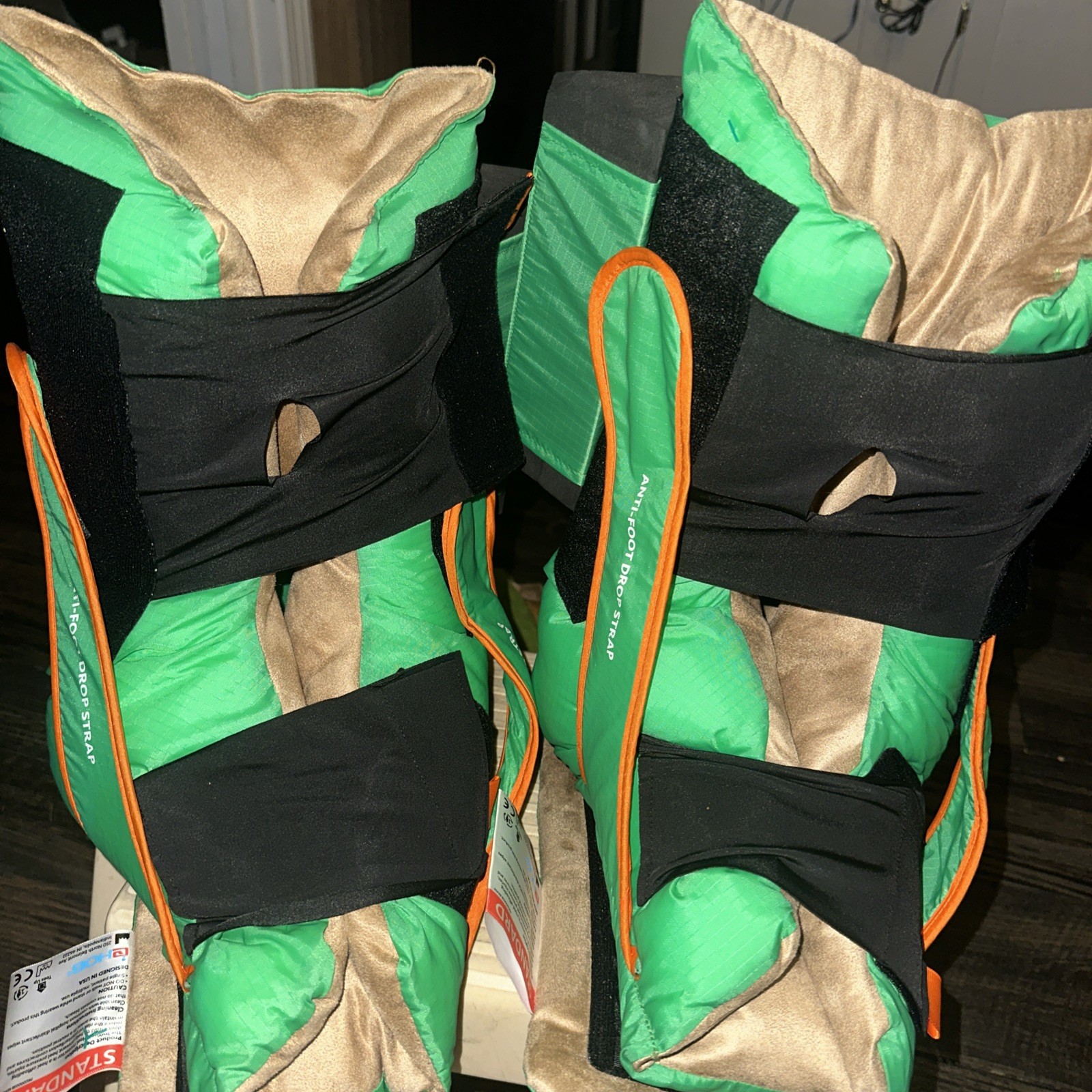 Lot Of 2 EHOB TruVue Heel Protector Boot Standard Size Green With Wedges