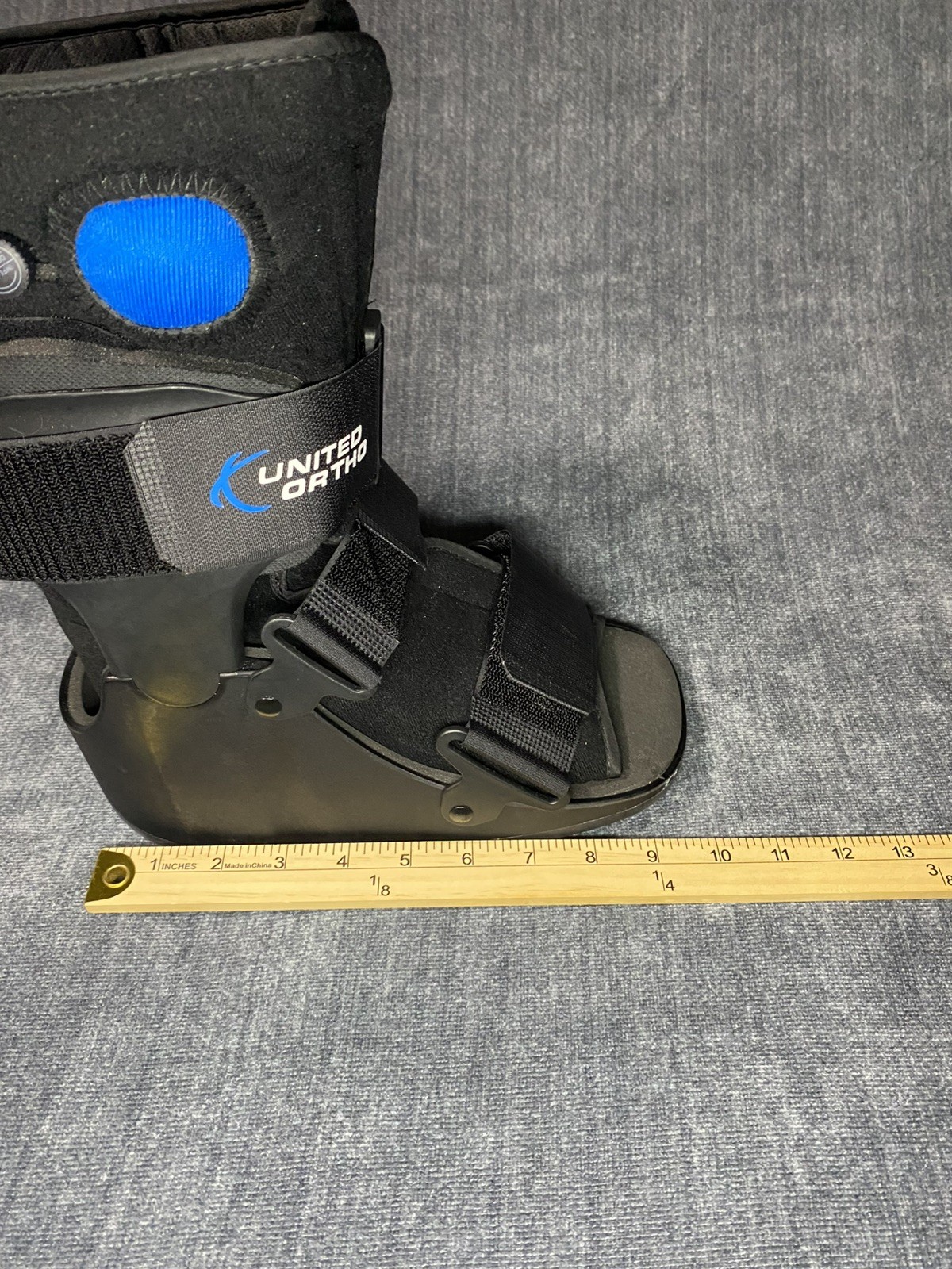 United Ortho USA14115 Short Air Cam Walker Fracture Boot, Small, Black 001