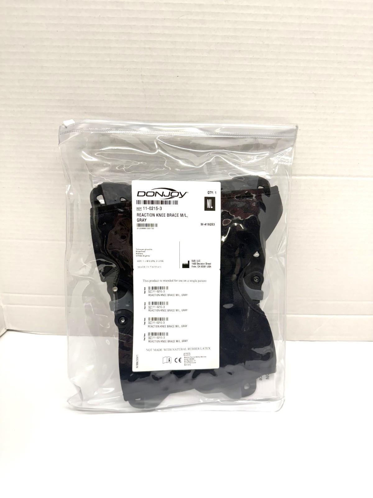 DonJoy Reaction Knee Brace M/L Gray 11-0215-3 New