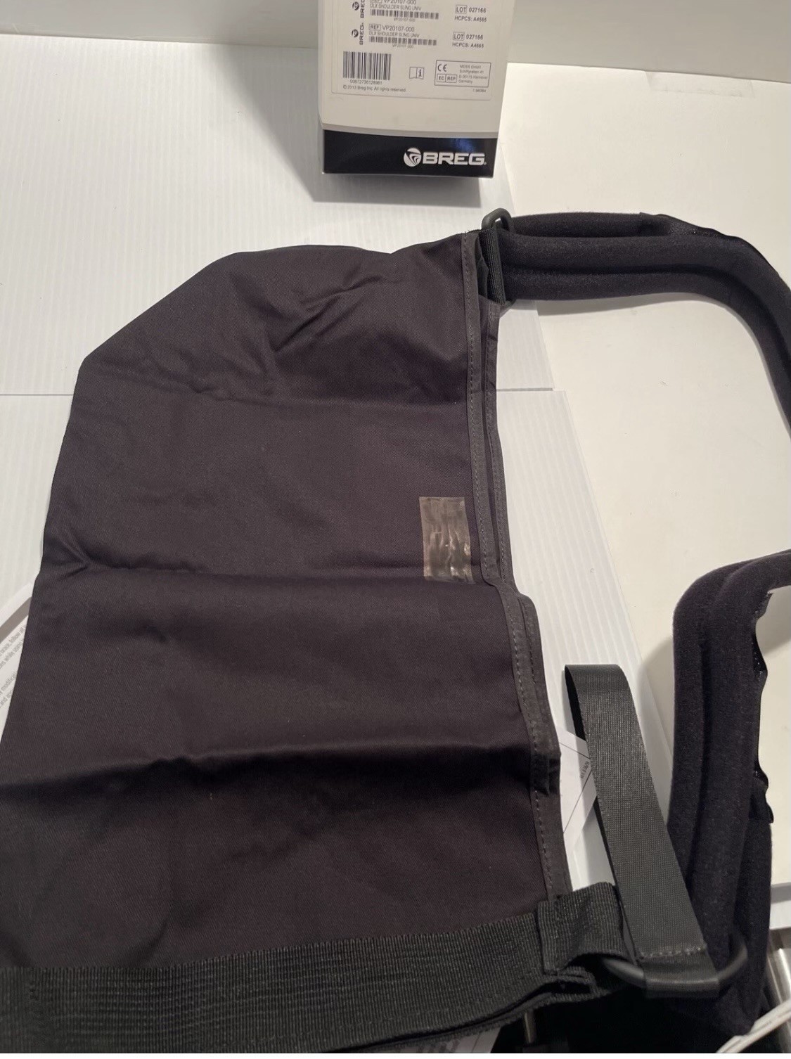 breg vp20107-000 universal deluxe shoulder sling