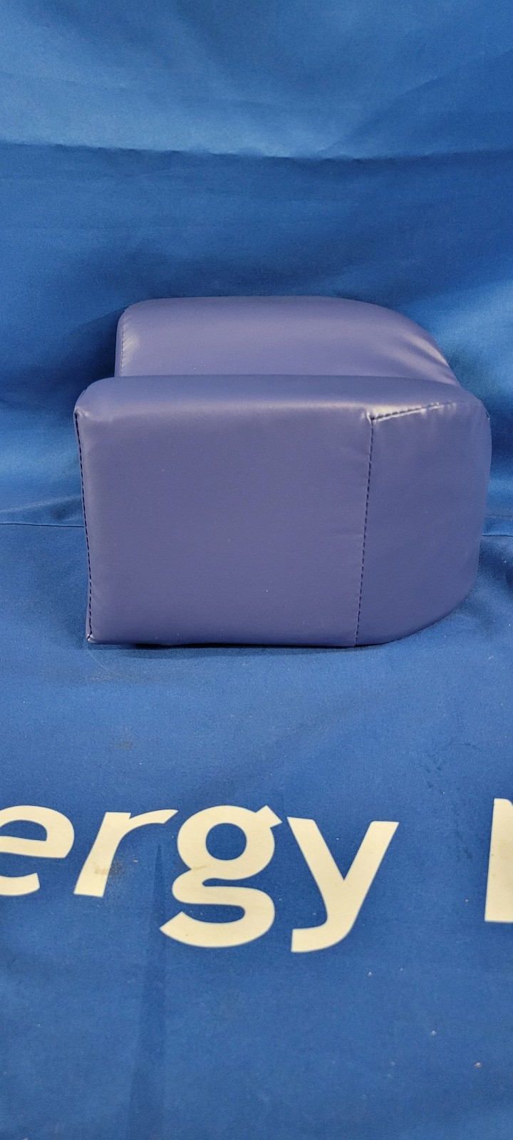 Hausted head pad 4″ base/ 6″ with Lat Support-NAVY