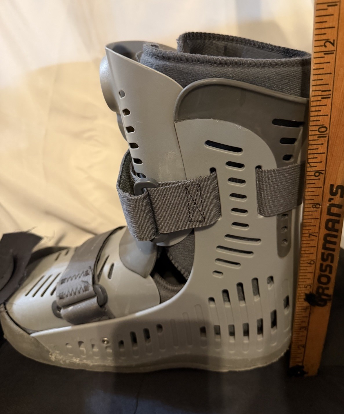Ossur Rebound Air Walker Boot Low Top Medium