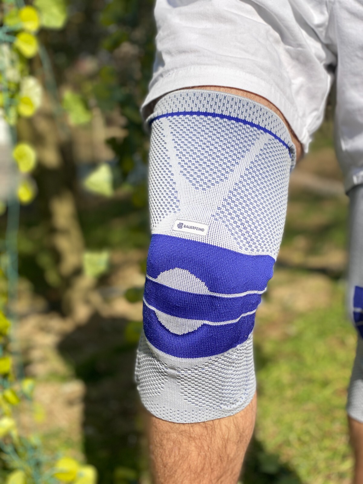 Bauerfeind GenuTrain Size 3 Knee Joint Brace Patella Support Meniscus Sleeve ACL