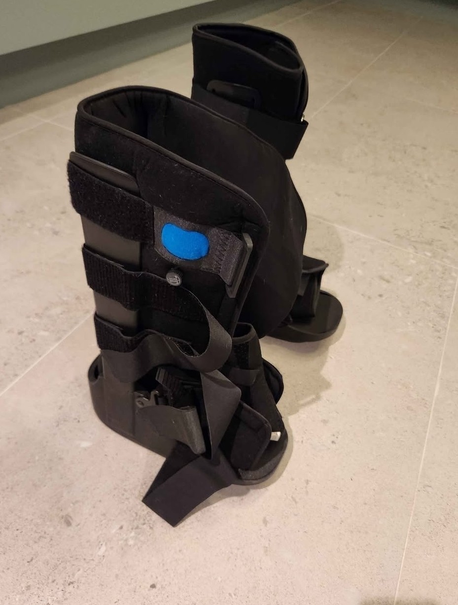 CoreTech Orthopedic Inflatable Walking Boot-Foot/Ankle Support Brace x1 pair