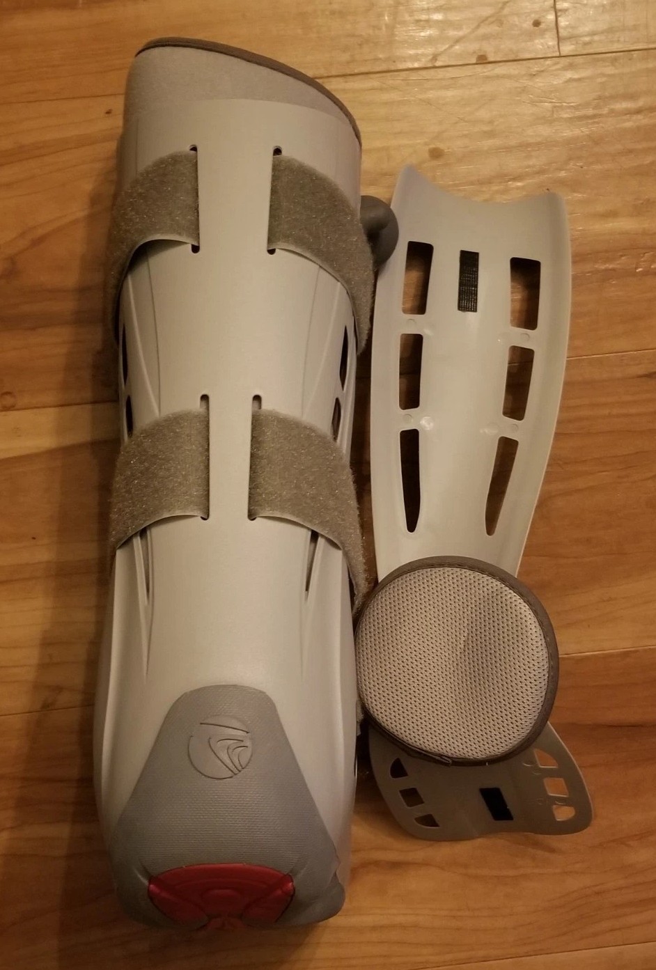 BREG Genesis Full Shell Walker BOOT MEDIUM 3-Strap W/Air Pump ankle support, New