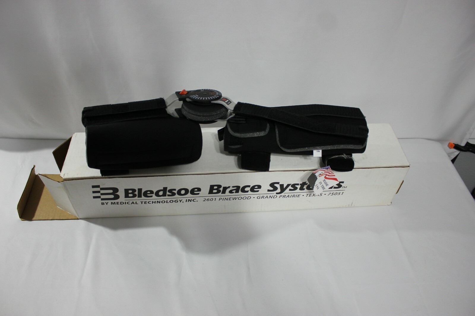 Bledsoe Merit OR Knee Brace, Post Operative Knee Brace BN23Oct08 NIB