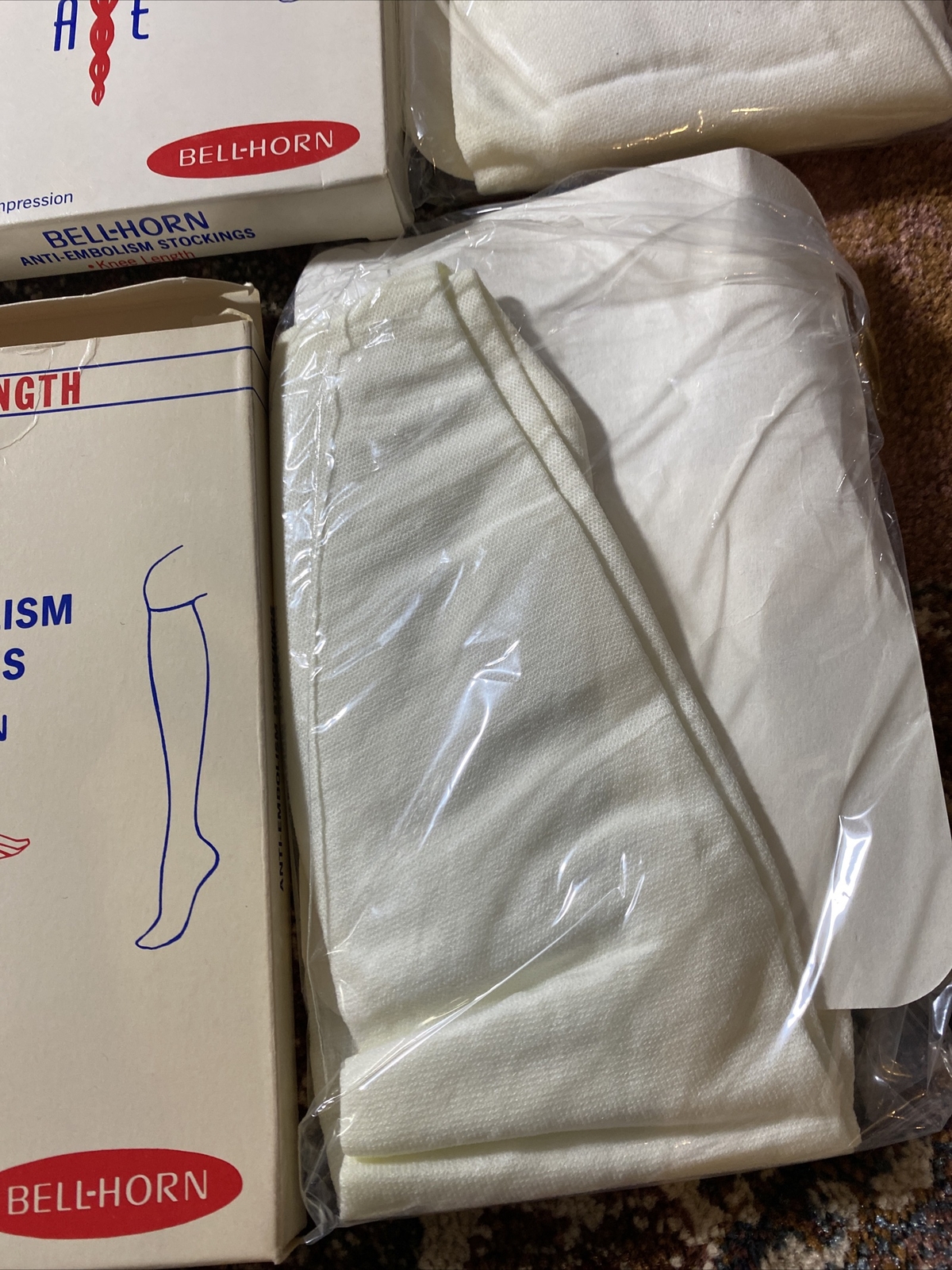 Futuro Anti-Embolism Knee Length Closed Toe Stockings, “Size Small White 4 Pk