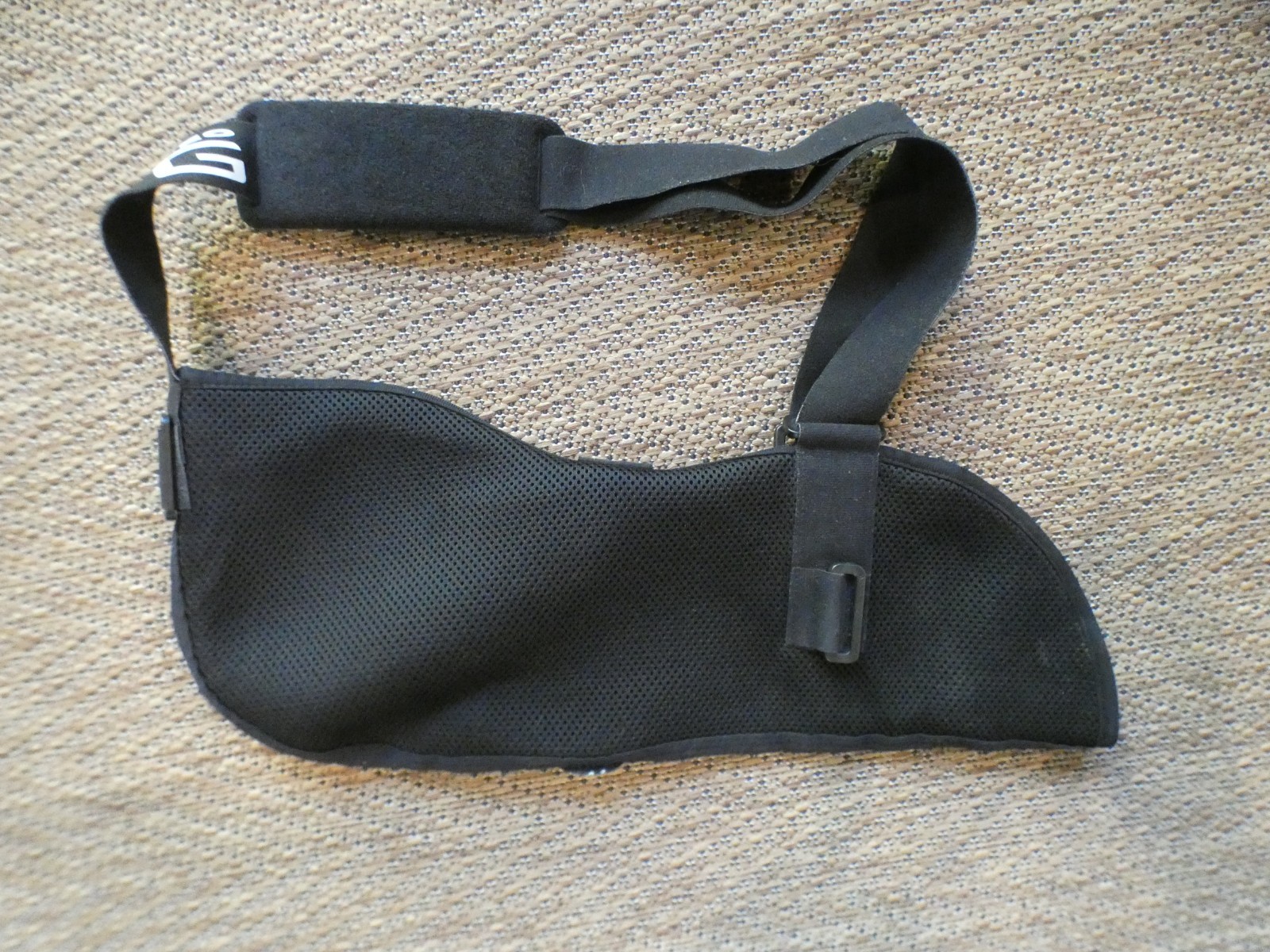 Neo G Airflow Breathable Arm Sling Universal Size – Ref. 997