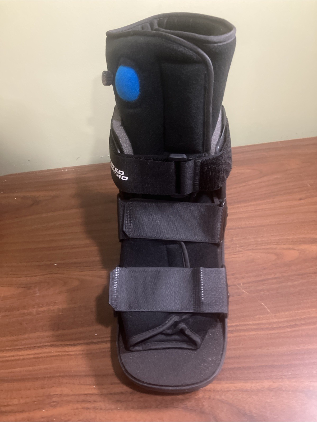 New United Ortho air Walker Fracture Medical Boot size LG